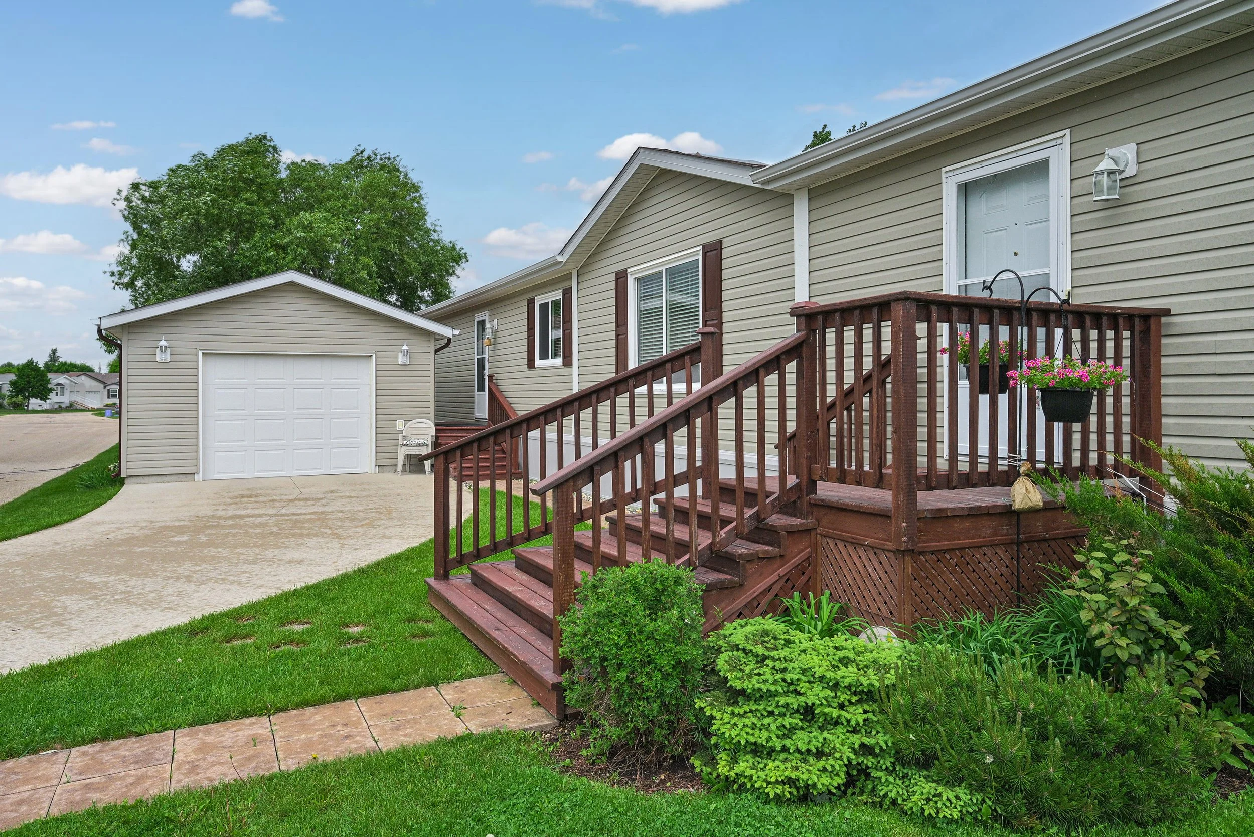22 country club drive 18.jpg
