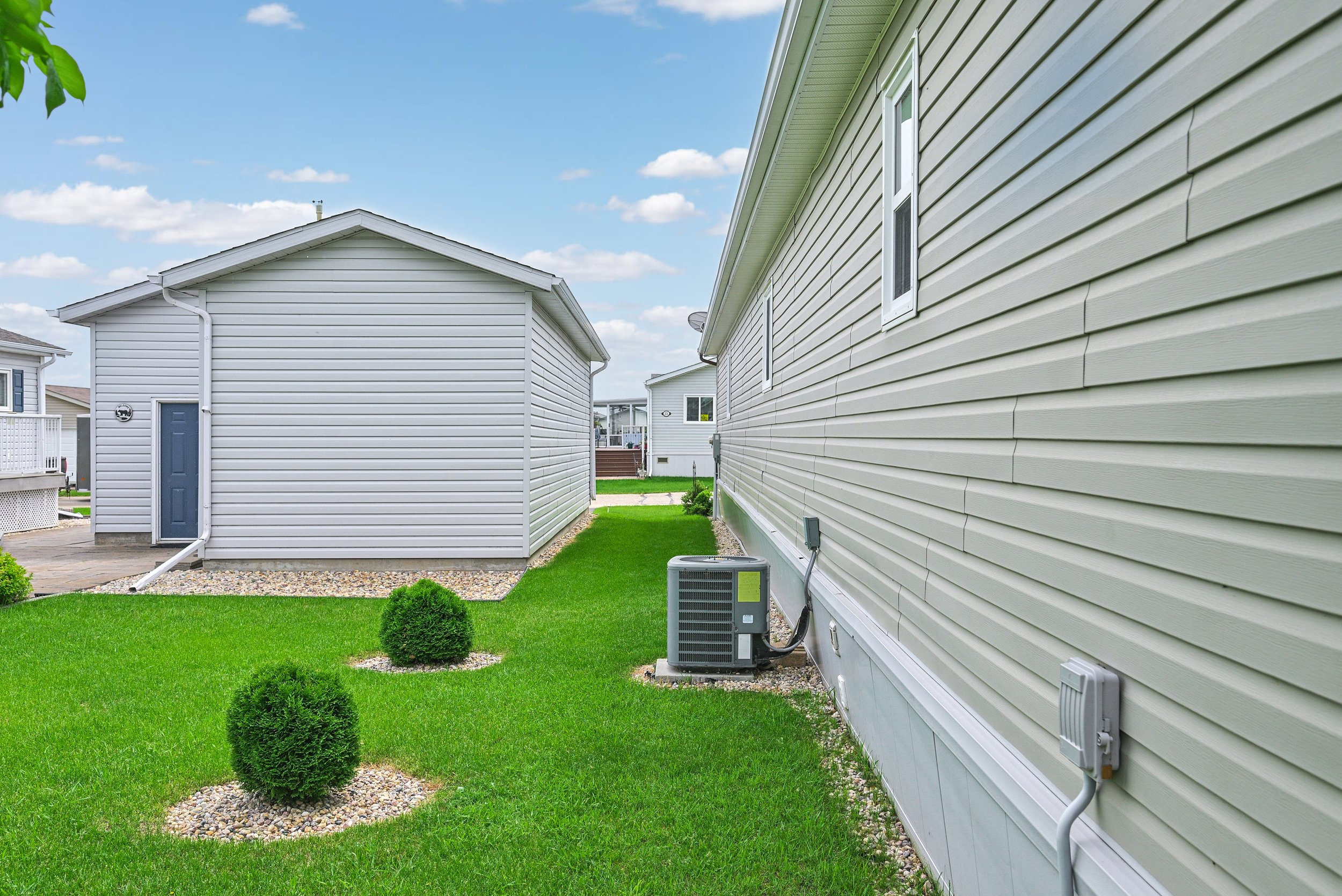 22 country club drive 21.jpg