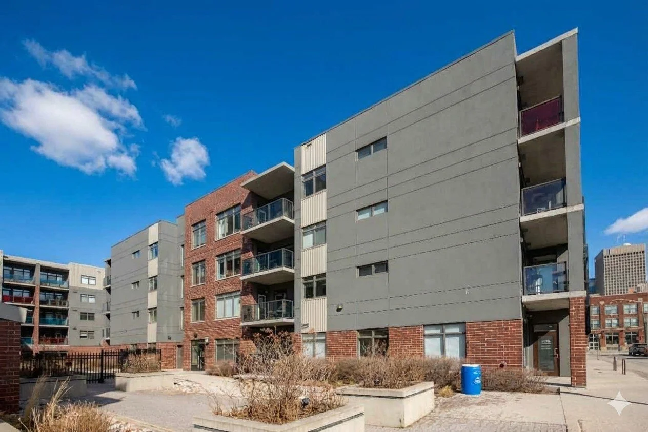 Exterior photo AMY 3.jpg