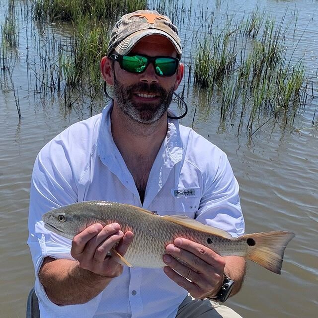 Helluva day today.  Plenty of fish to pitch to.  Thanks bruddah! @sabineskiffs #redfish #redfishonfly #galveston