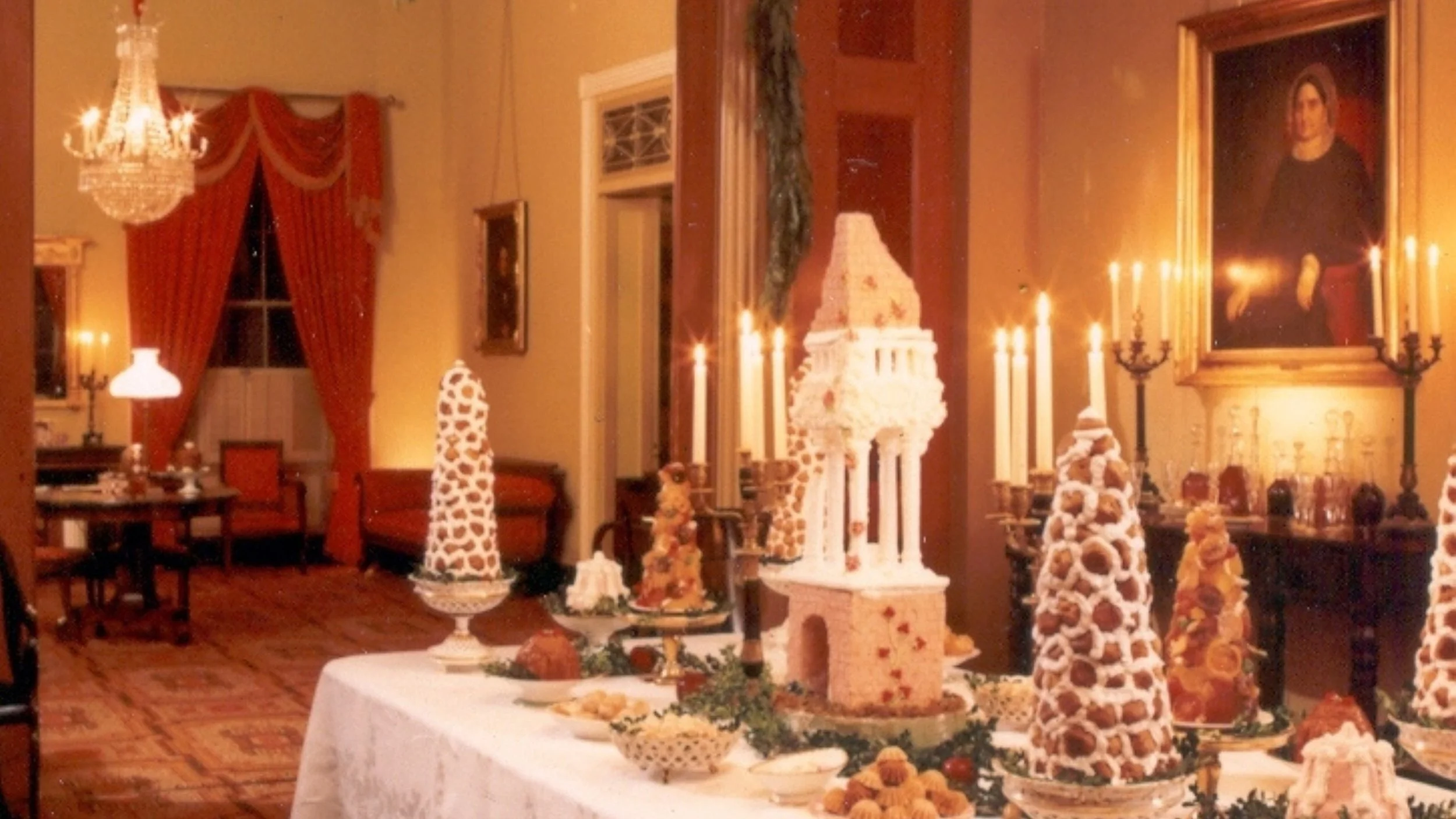 Creole Holiday Candlelight Tour at Hermann-Grima House