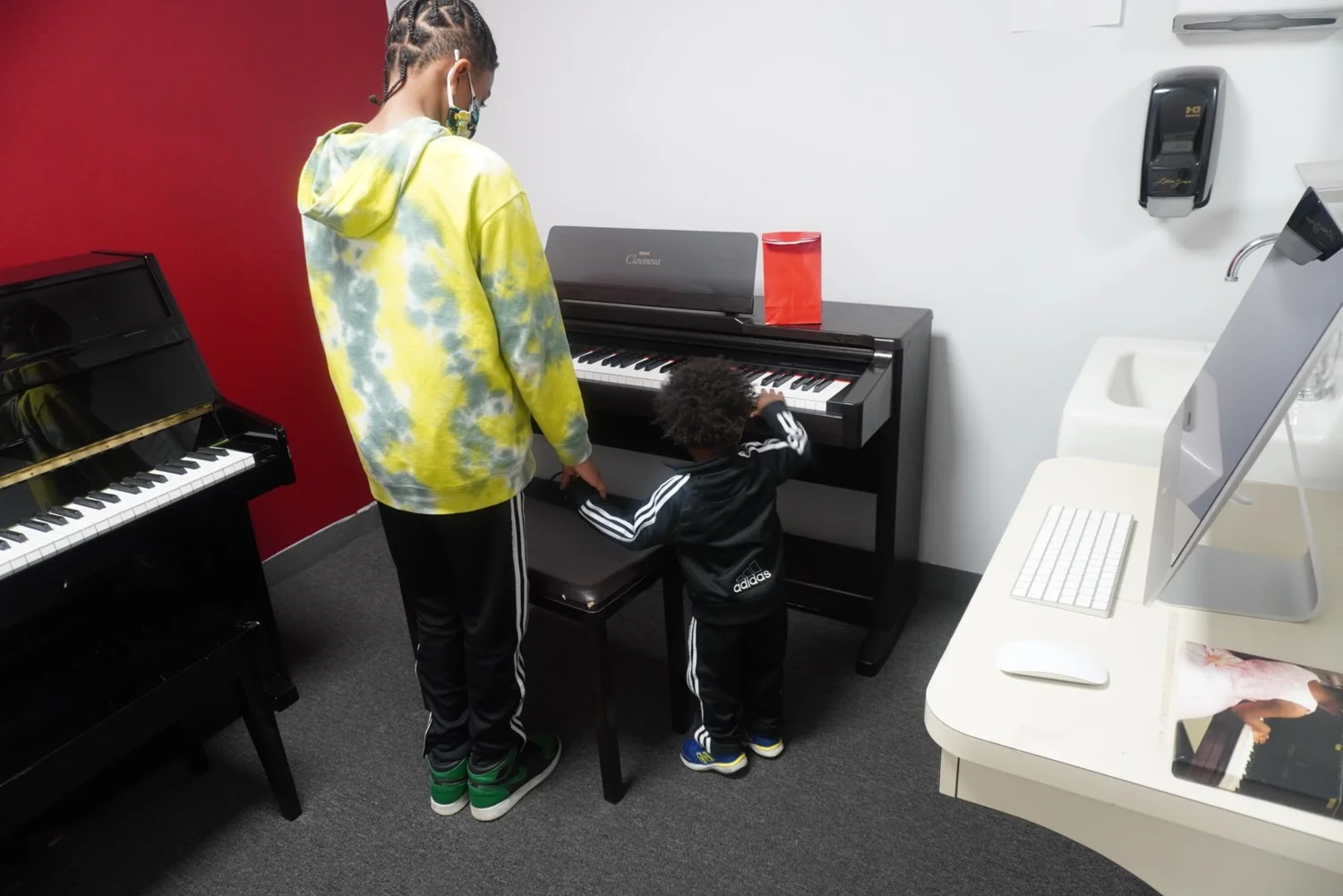 Gallery — genesis music & arts