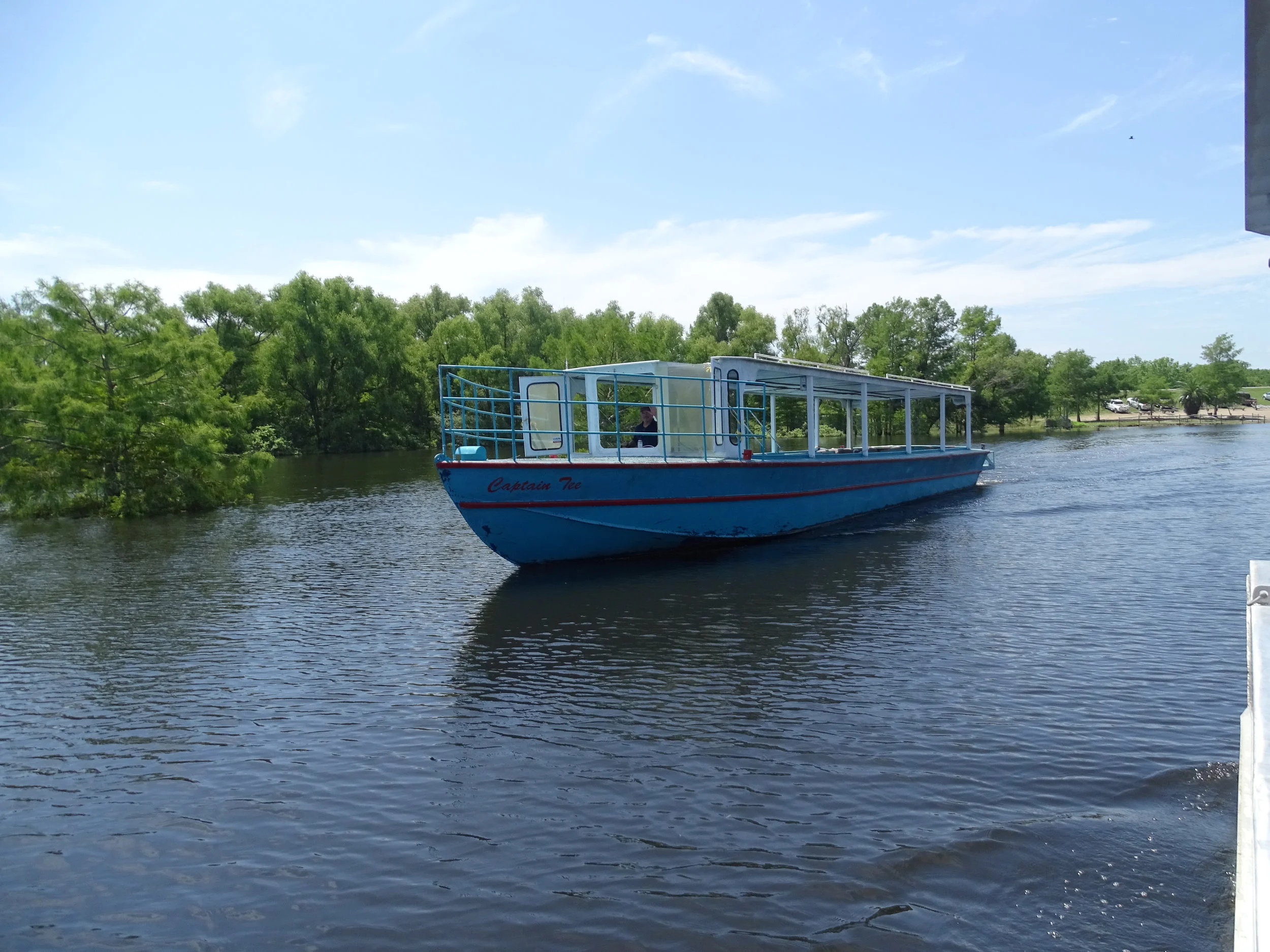  One of McGee’s tour boats leaves the dock. 