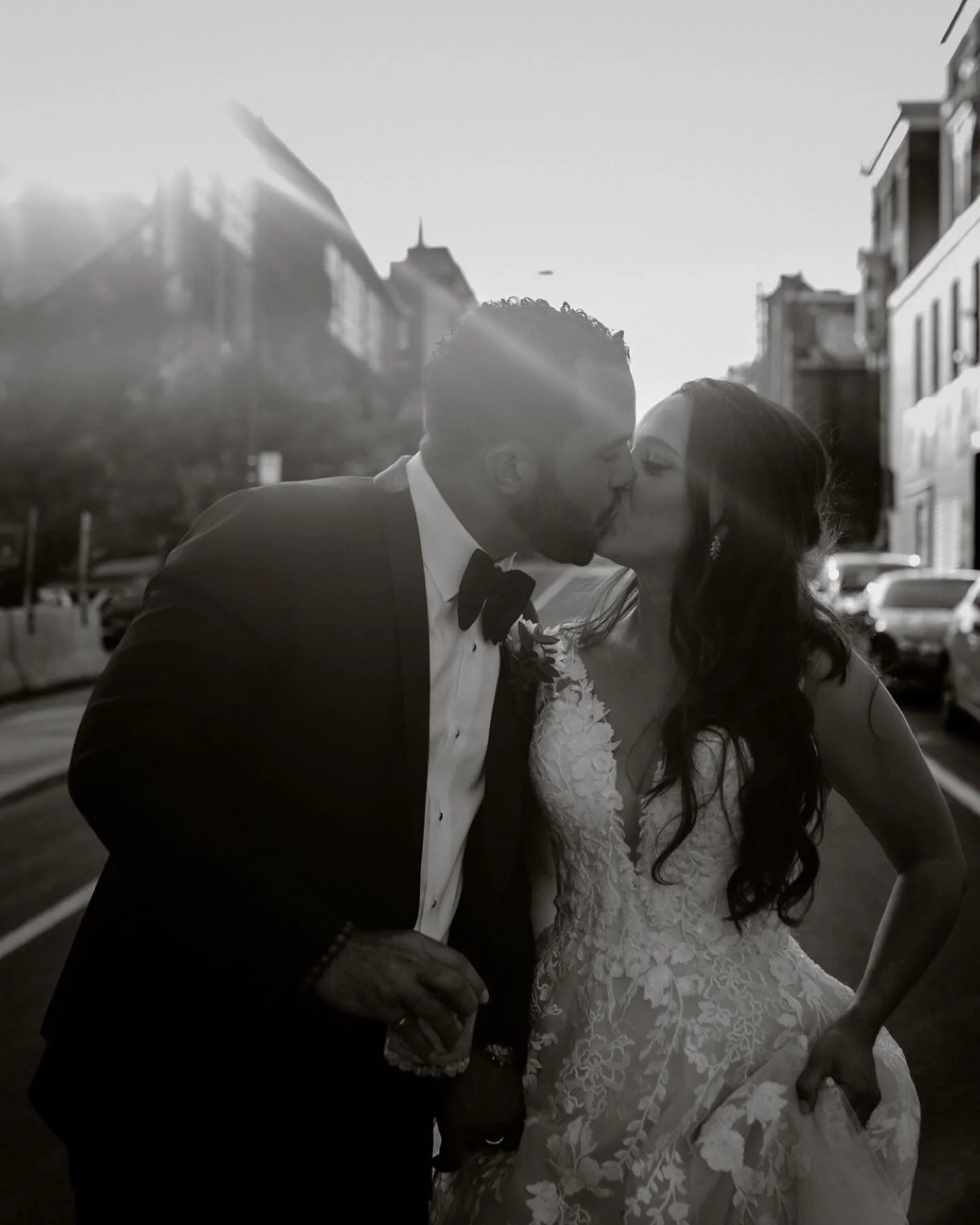 Aaaand there&rsquo;s more to come! 
Love you guys!!! 🤍🤍🤍

Team!
Robe / Dress:  @allurebridals / @boutique._.jadore 
Habit / Suit: @waxmanhouse 
Fleuriste / Flowers: @westmountflo 
Band or dj: @djjojoflores 
Venue: @restaurantlerichmond 
MUA: @anna
