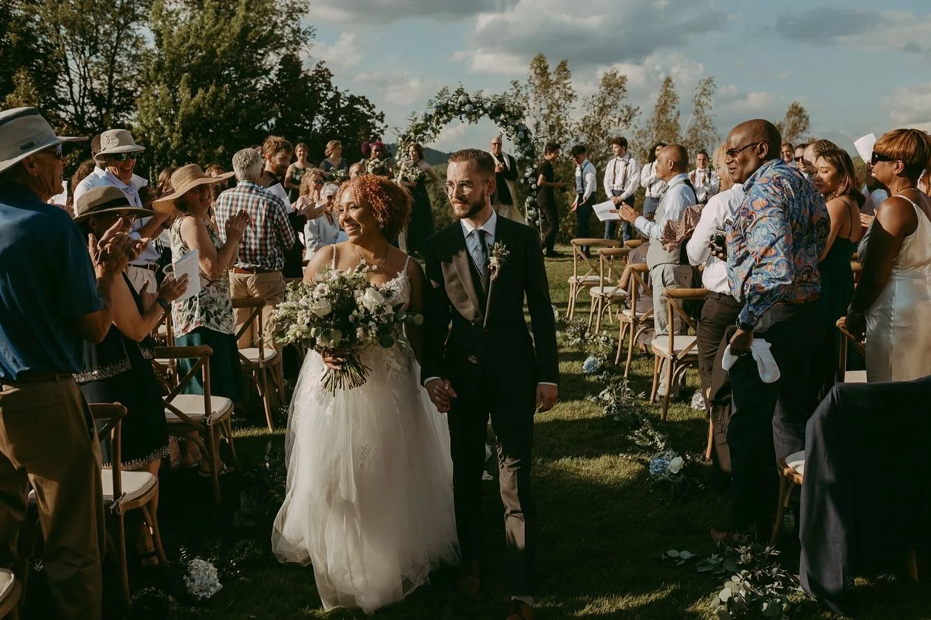 Love love love!!! 

Team: 
Dress: @cameliabridal
Flowers: @h3katelier 
MUA: @maxinegauthiermua
Venue: @mont_orford golf club
Second Photographer: @edramirezmtl 

#montrealweddingphotographer #weddingphotographermontreal #montrealphotographer #montorf