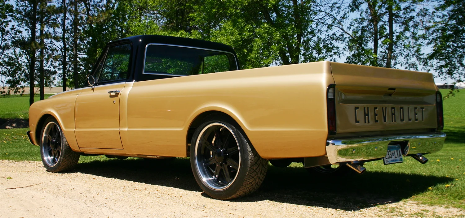 DistinctiveRevival_1968CHEVPICKUP_2.jpg