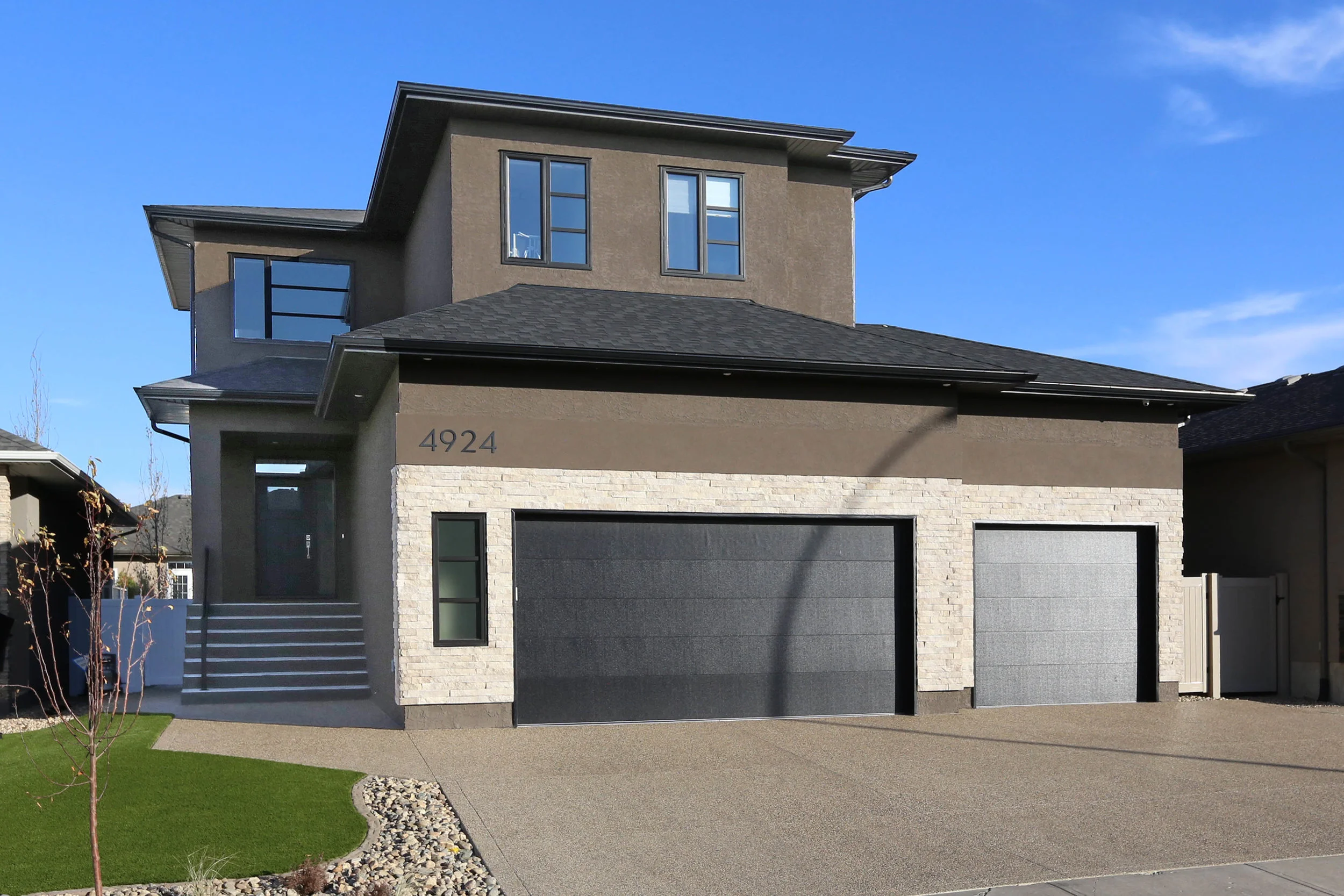 1 Exterior.jpg