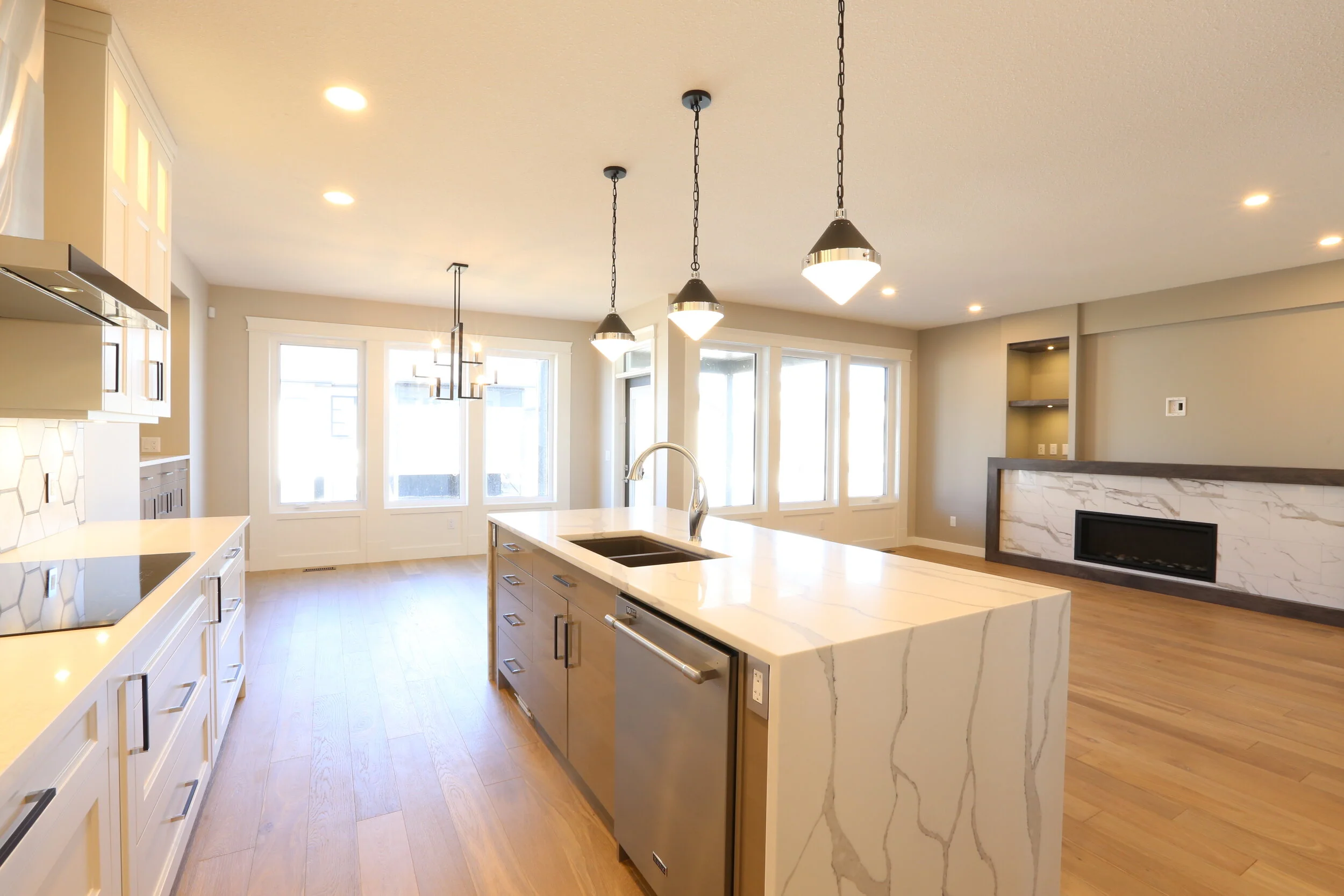 (2)Kitchen (6).JPG