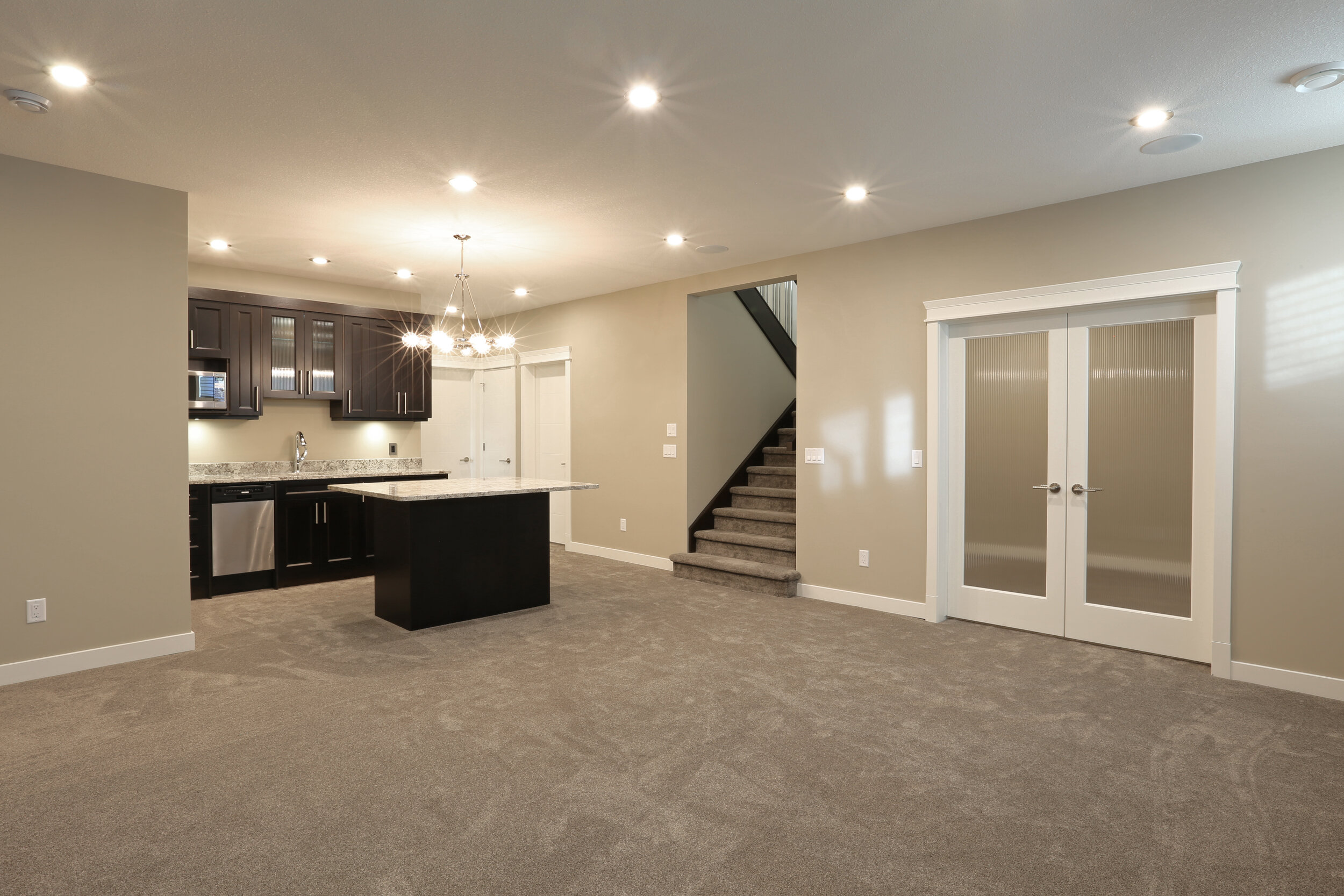 15 Basement Recreation Room.jpg