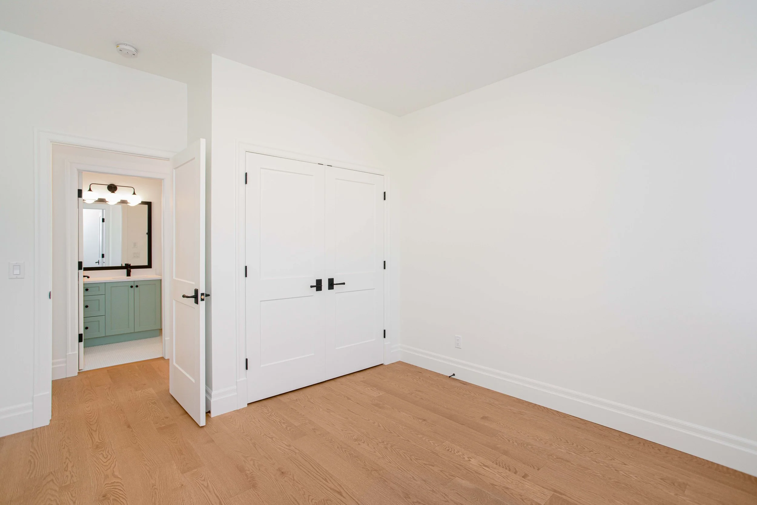 4321 Sage Dr-34.jpg