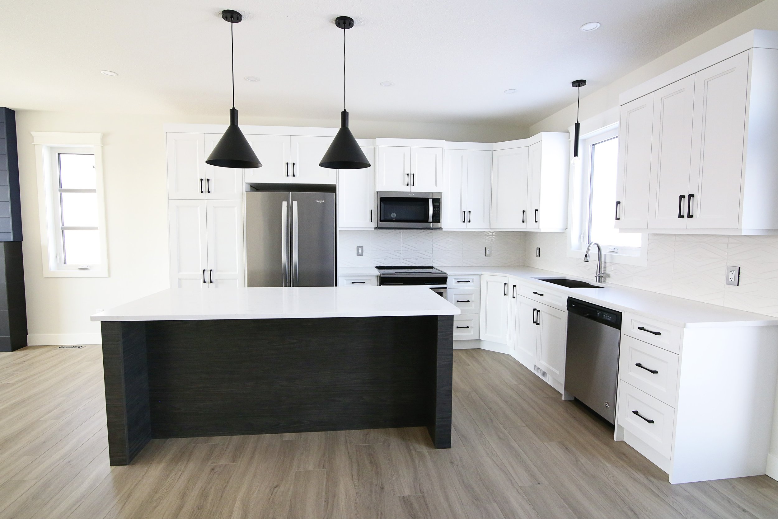 1 Kitchen.jpg