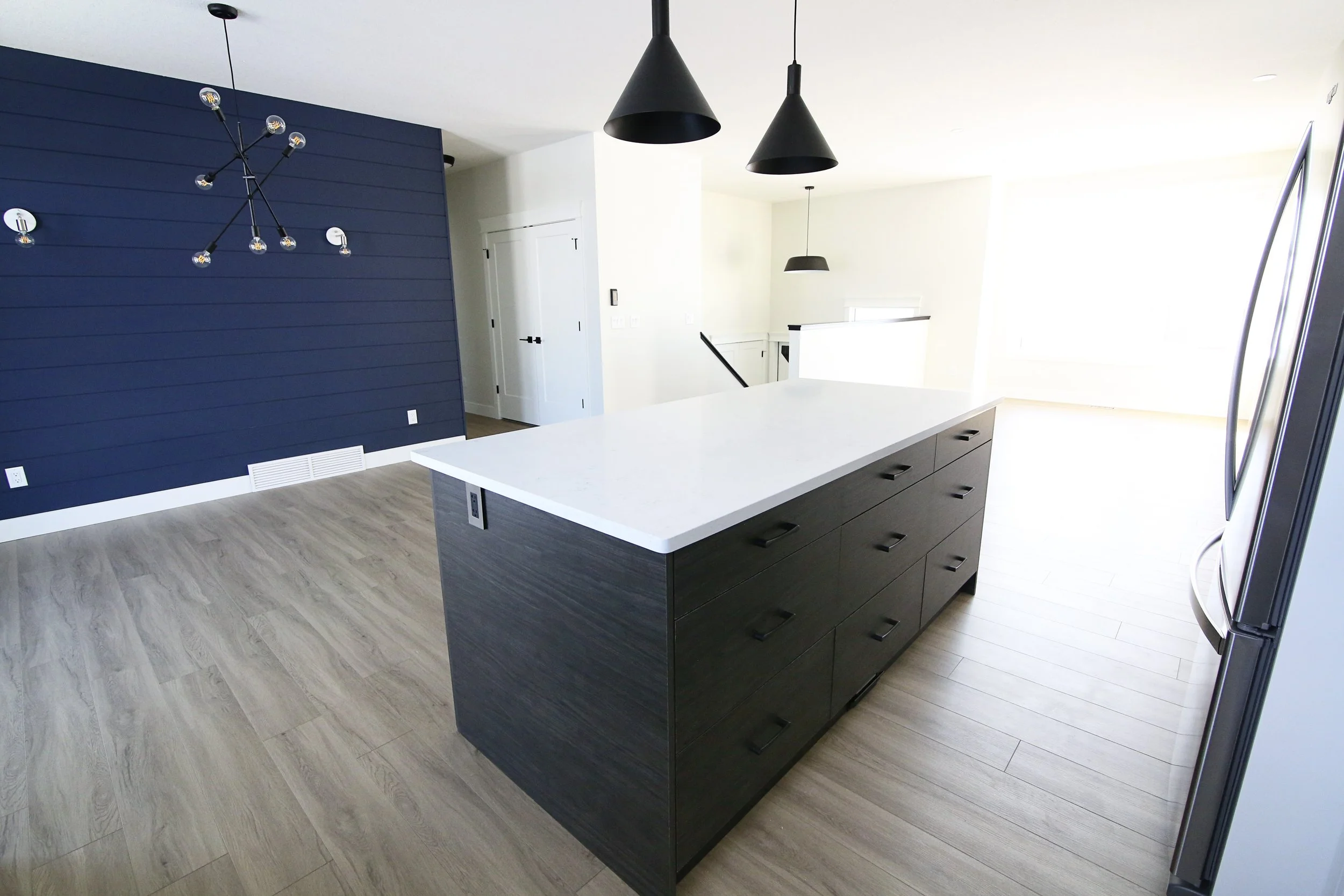 3 Kitchen.jpg