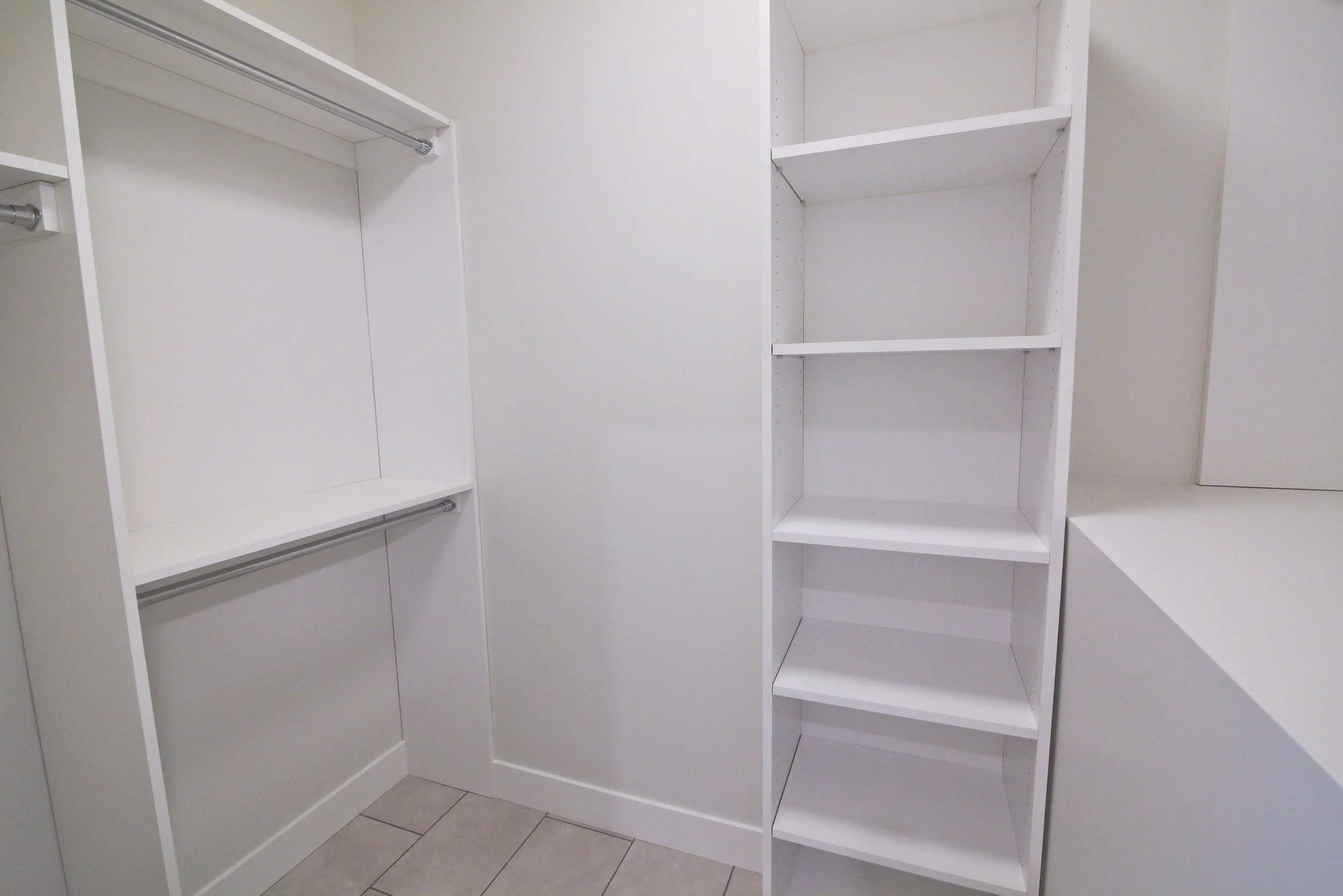 6-3 Ensuite.jpg