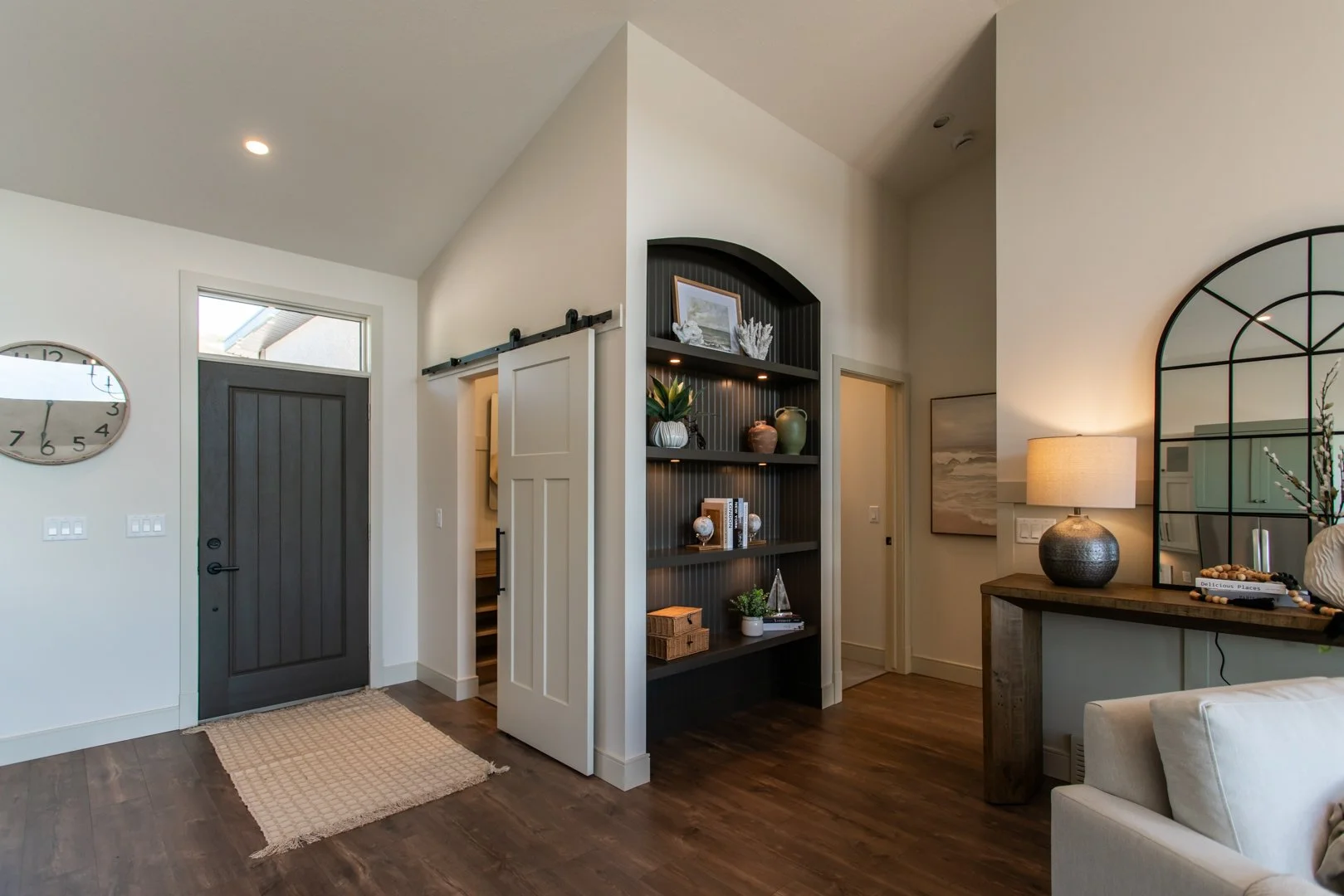 Regina F24 Cottage LR-28.jpg