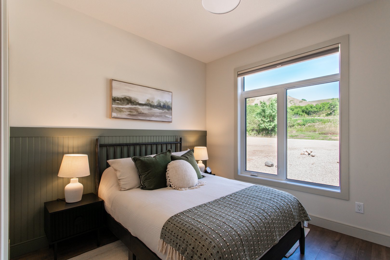 Regina F24 Cottage LR-110.jpg