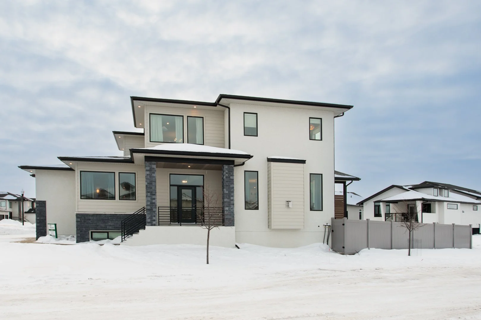 S25 Regina Requested Res_1920x1080-30.jpg