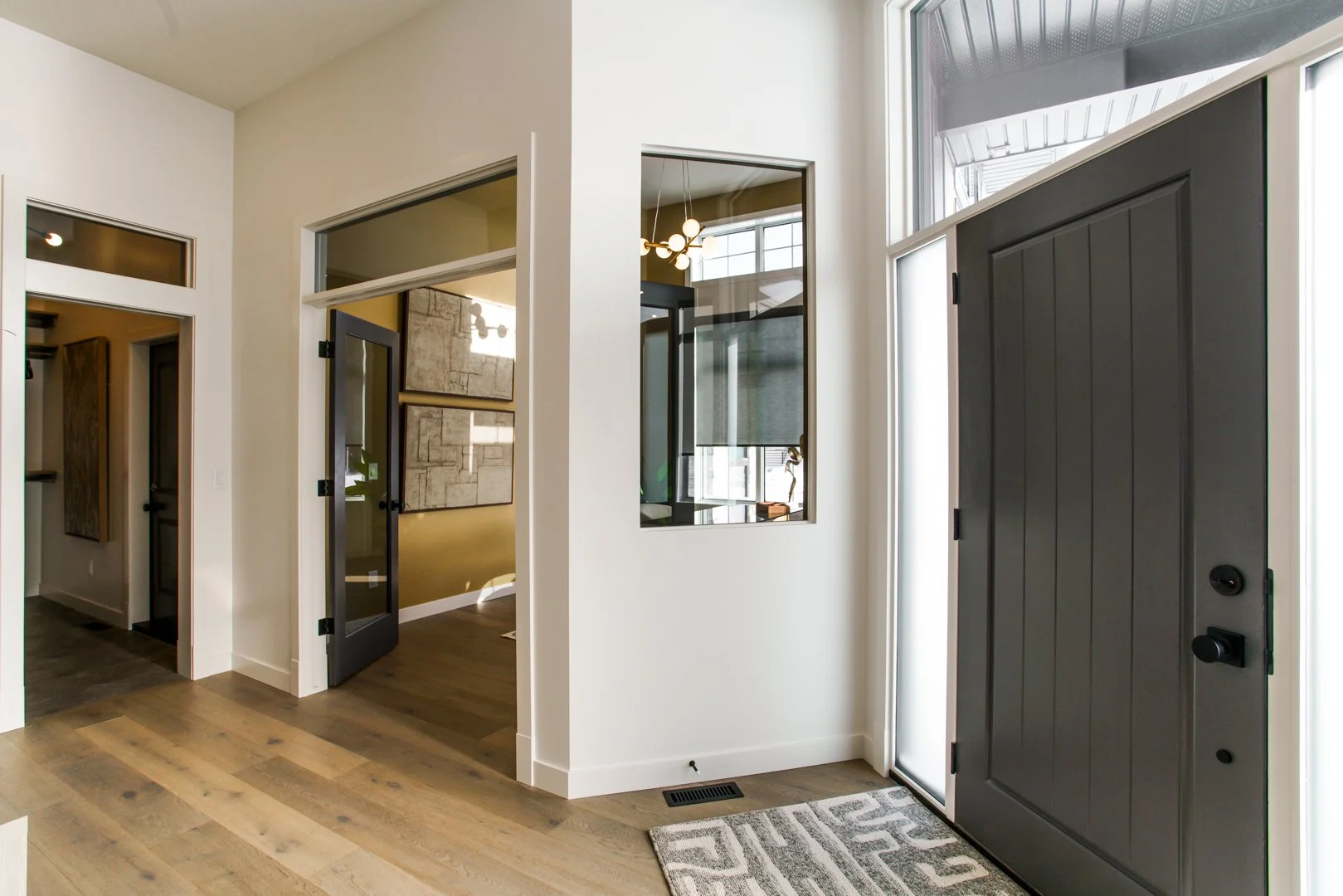 Regina S26 High Res-4.jpg