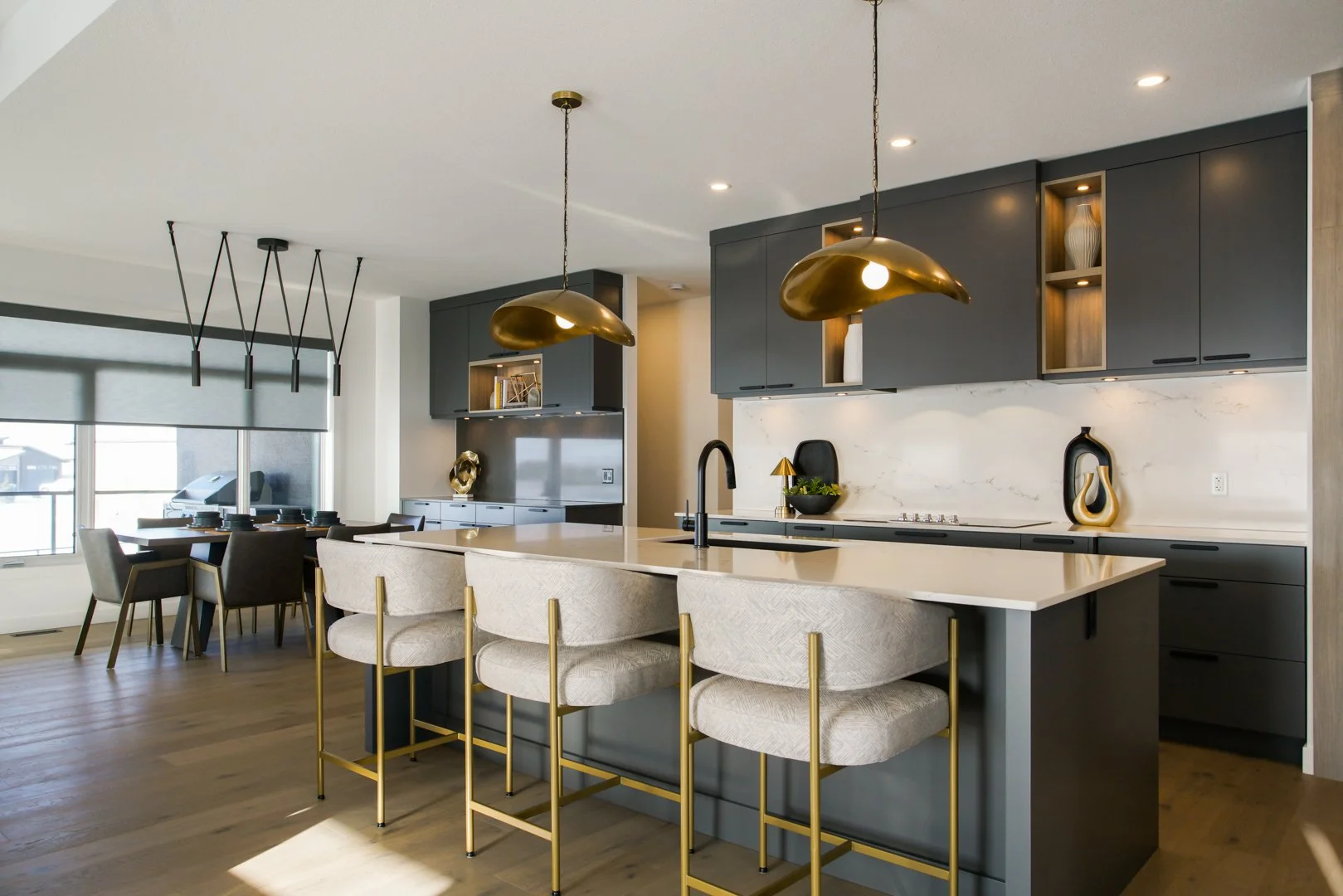 Regina S26 High Res-29.jpg