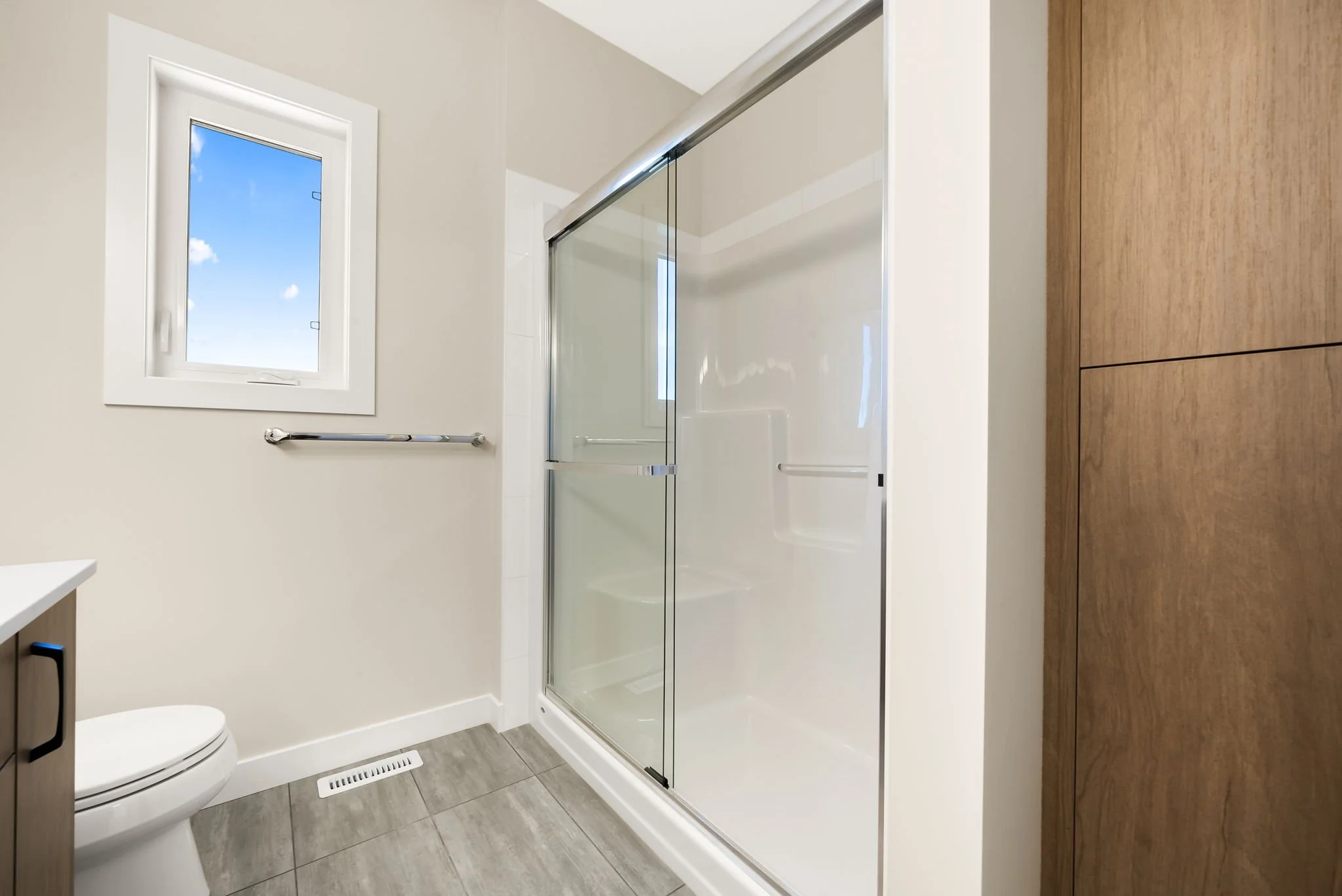 21-web-or-mls-57-lookout-dr.jpg