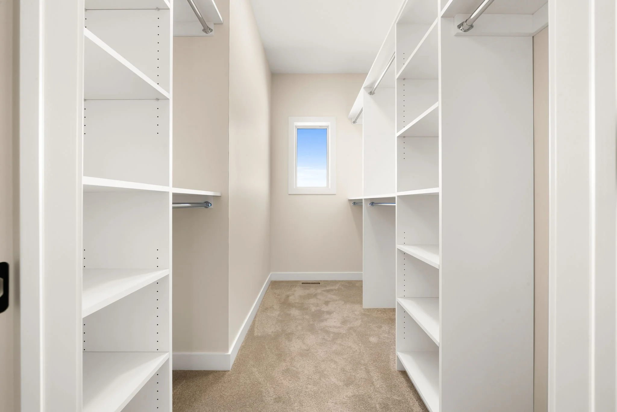 23-web-or-mls-57-lookout-dr.jpg