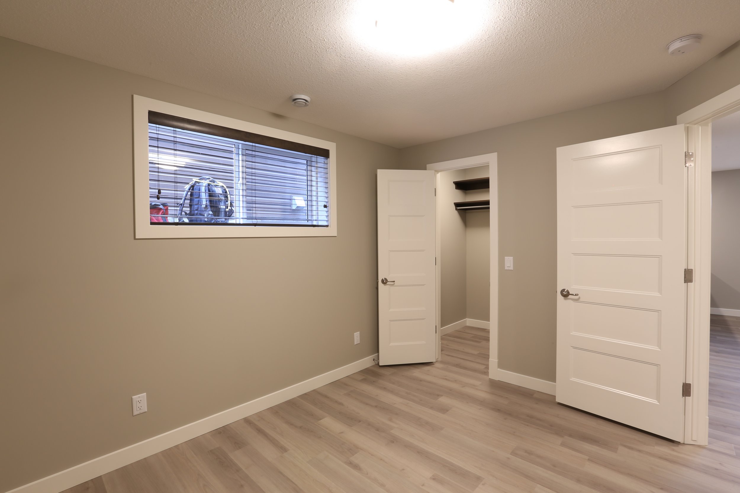 6Bedroom.JPG