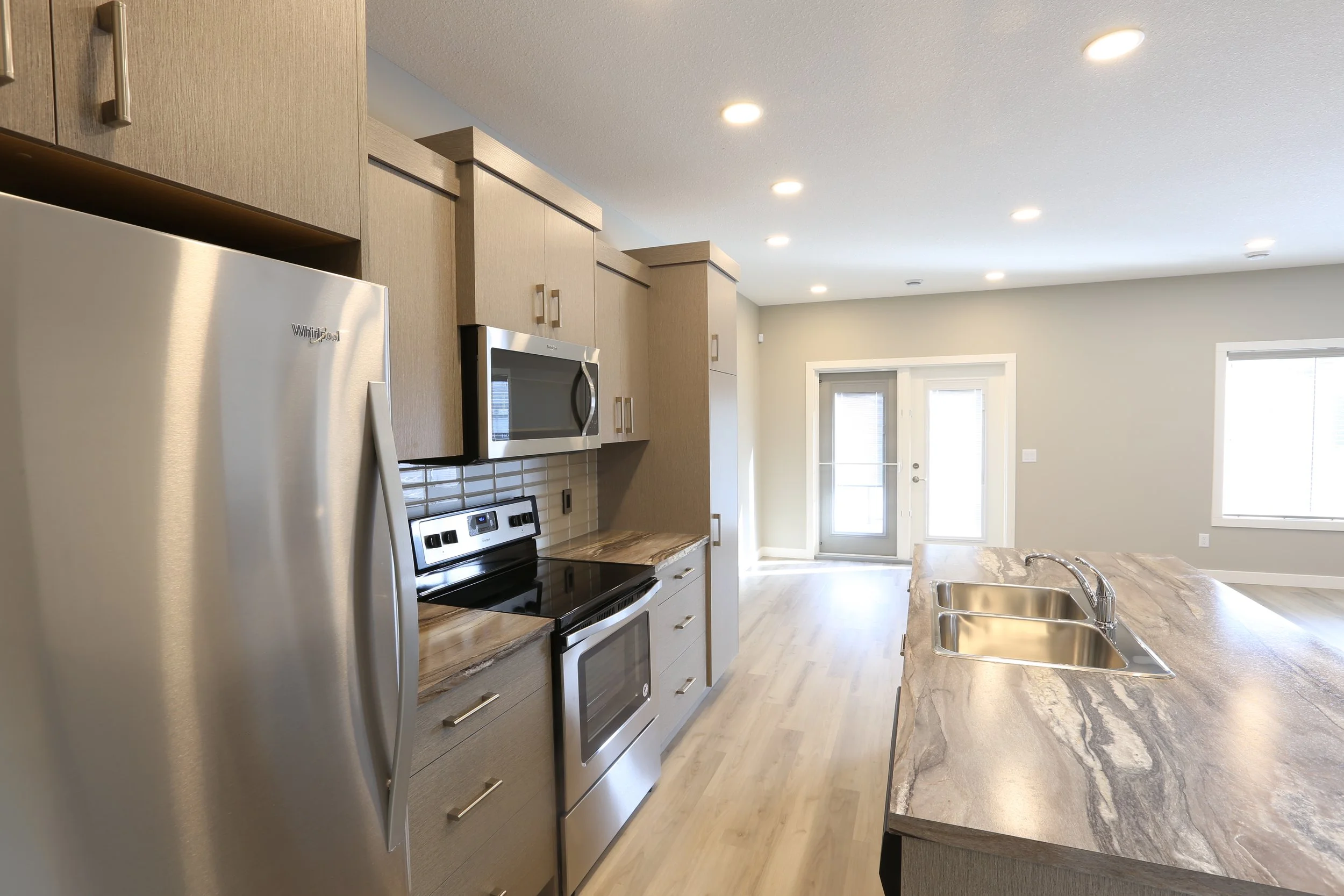 4Kitchen.JPG