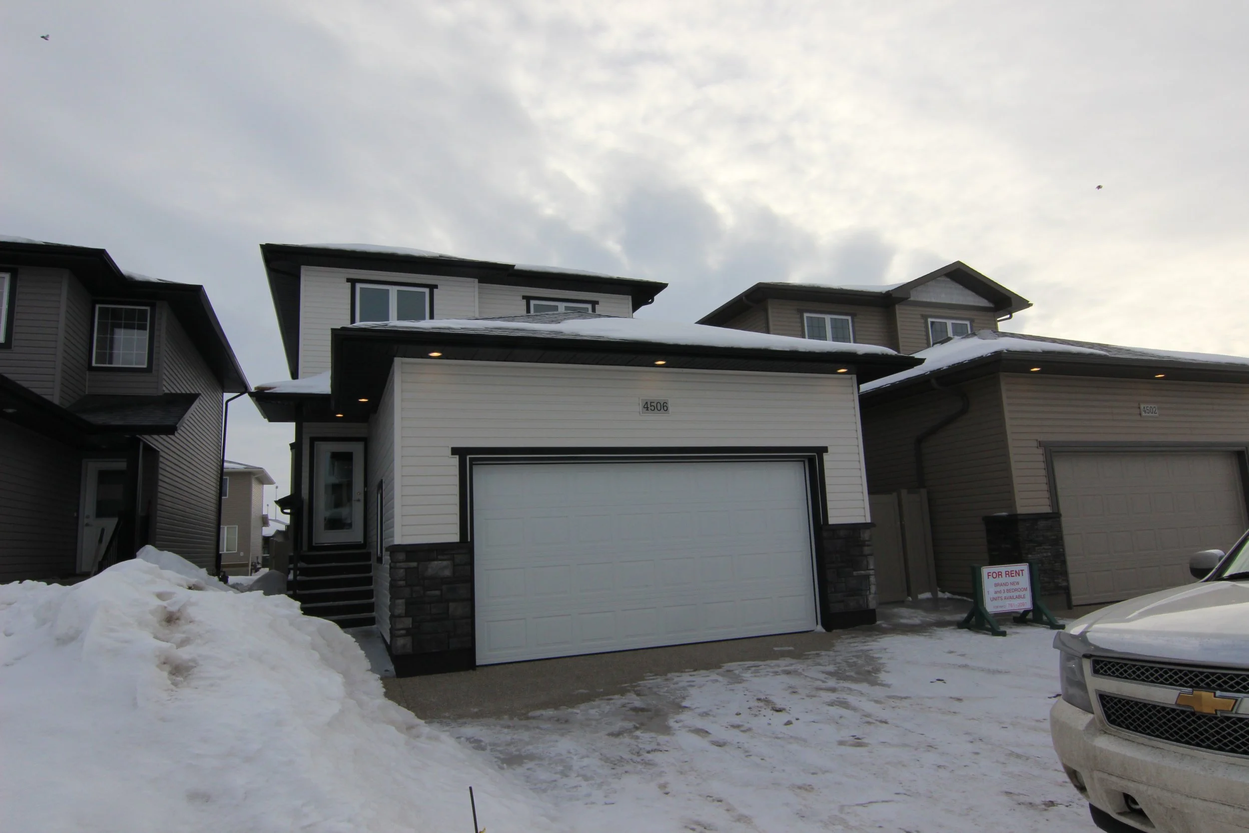 4506 A Padwick Crescent (1).JPG