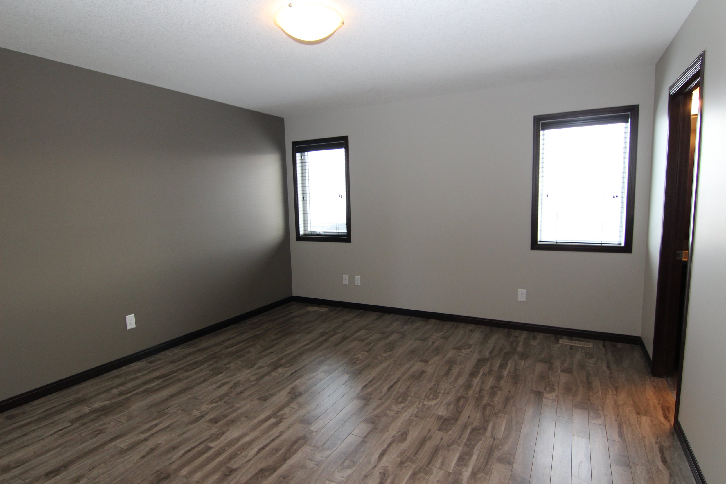 4506 A Padwick Crescent (15).JPG