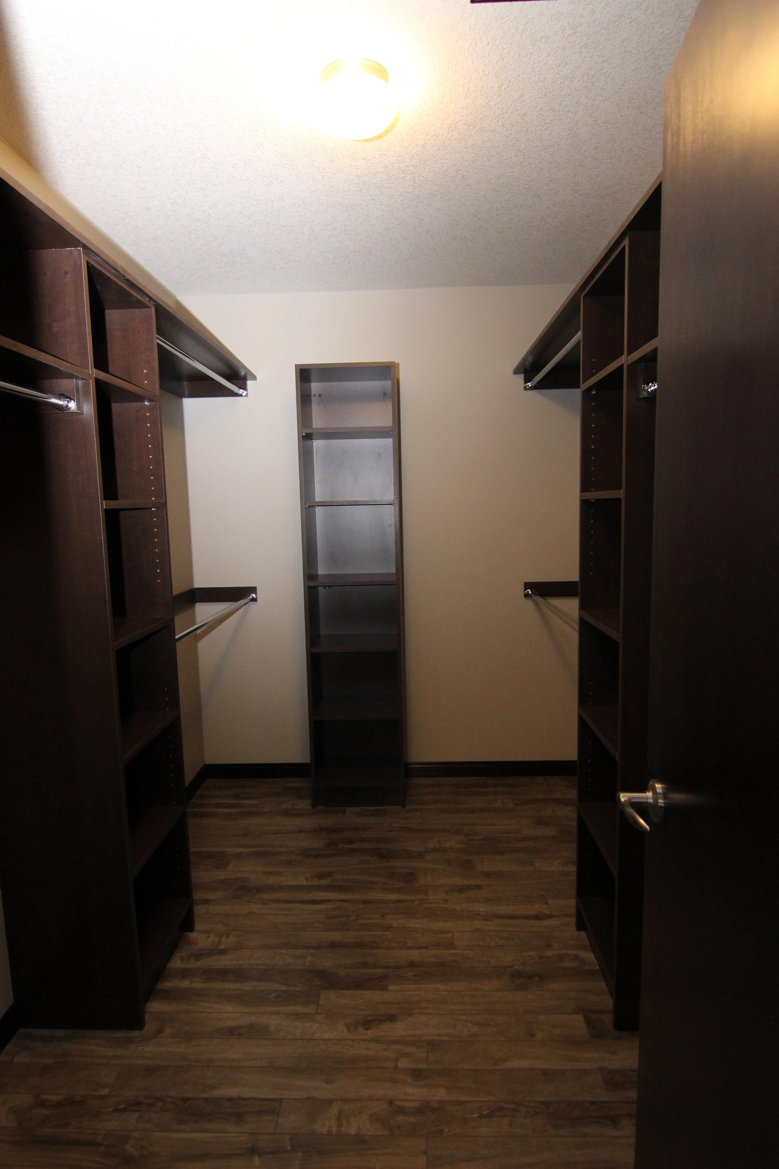 4506 A Padwick Crescent (16).JPG