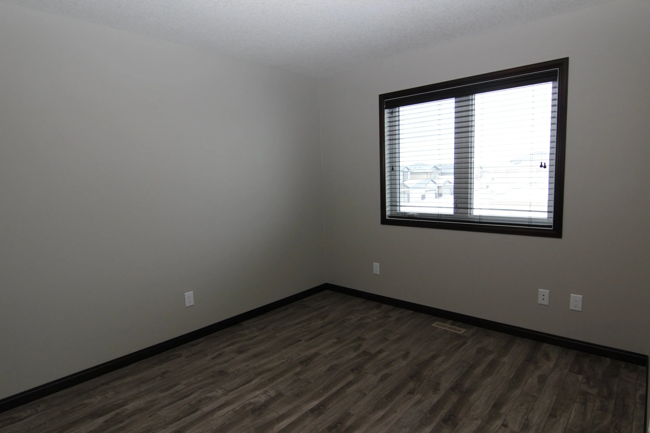 4506 A Padwick Crescent (20).JPG