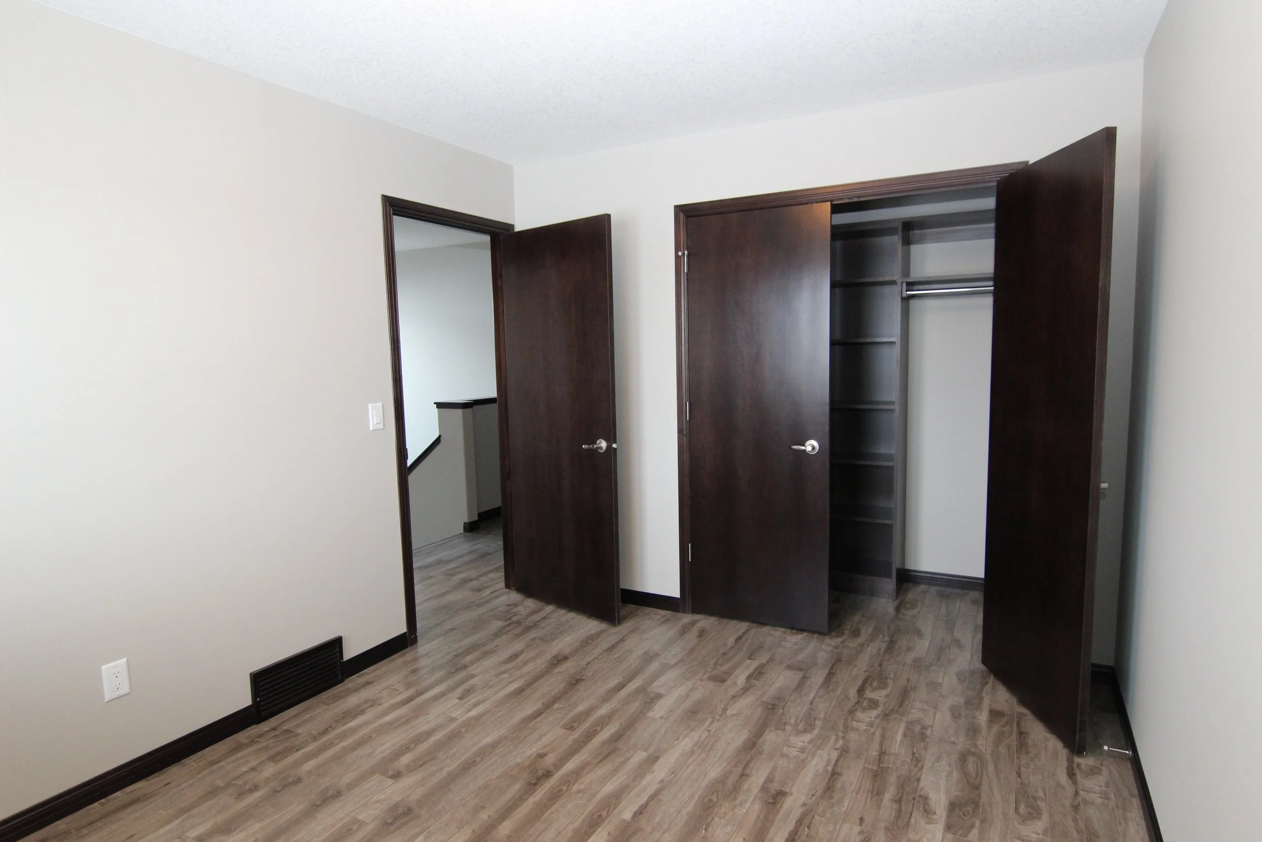 4506 A Padwick Crescent (21).JPG
