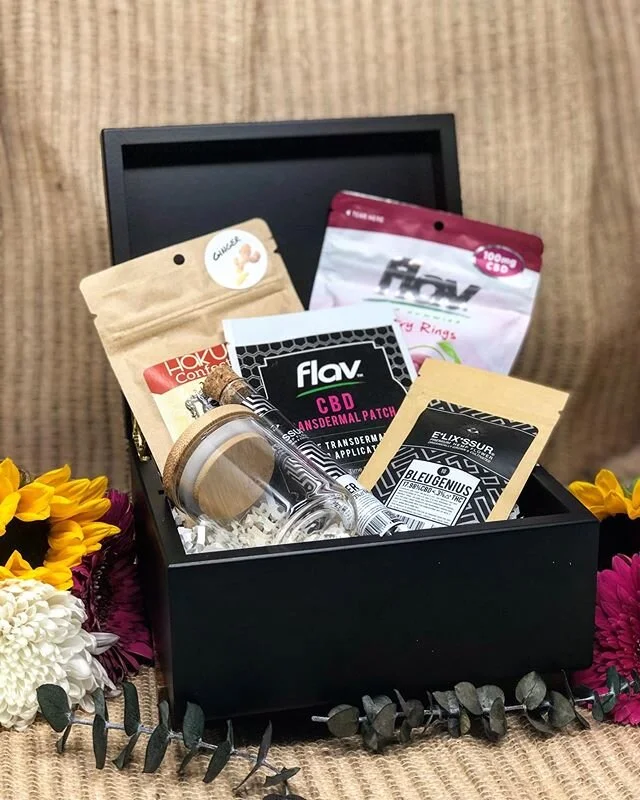 ✨BLACK FRIDAY GIVEAWAY✨
.
.
Elevated Engagements is excited to announce the launch of our sister store, The Elevated Essentials. We offer high-quality CBD products from top brands in the industry. To help us celebrate, we are giving away this custom CBD gift box to one lucky winner!
.
.
Every sale on our website from now until Friday will get you an entry to win. Visit our website to browse over 10+ brands and enjoy 25% off on ALL products from now until Friday. Use code BLACKFRIDAY during checkout.
.
.
www.theelevatedessentials.com
@theelevatedessentials
.
.
Winner will be announced on Friday, 11/29/19. Happy Shopping. Thank you for your support ❤️