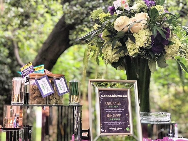 What better way to celebrate 420 than with a galaxy-themed wedding. That party was out of this world. Guests enjoyed a flower bar with a personal blunt/joint roller paired with delicious edibles. 💫🚀💜
.
.
.
.
We fully customize your bar decor to ma