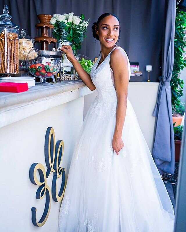 Cannabis bars are becoming more popular as a stand-alone feature at weddings and parties of all kinds👰🏼🎊🤵🏻Elevated Engagements provides elegant set-ups that act as a spotlight to a bud bar for those who enjoy the puff, puff, pass of it all or our chocolate fountain for those who prefer a tasty infused treat🍃✨
.
.
Looking for a unique highlight like this at your upcoming event? Send us a DM 💌
.
.
#elevatedweddings #cannabisweddings #weddings #events #budbar #cannabisbar #elevatedengagements #bride #groom #parties #eventplanning #cannabisevents #cannabiscommunity #cannabis #luxuryweddings #eliminate #educate #elevate #weedwedding #weed #cannabiscommunity #edibles #ediblebar #thc #cbd