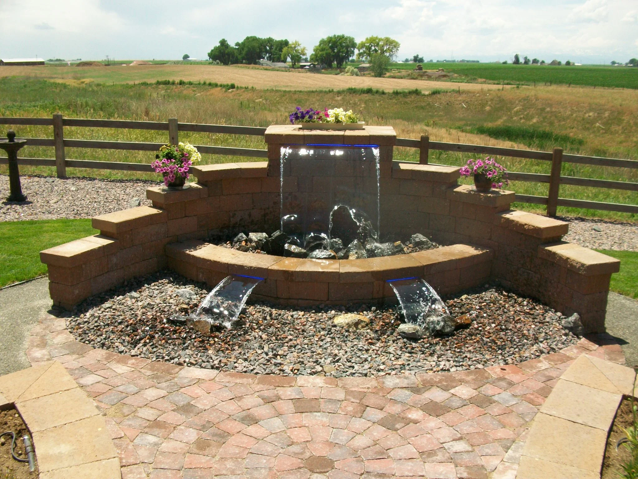 Fountain 2.jpg
