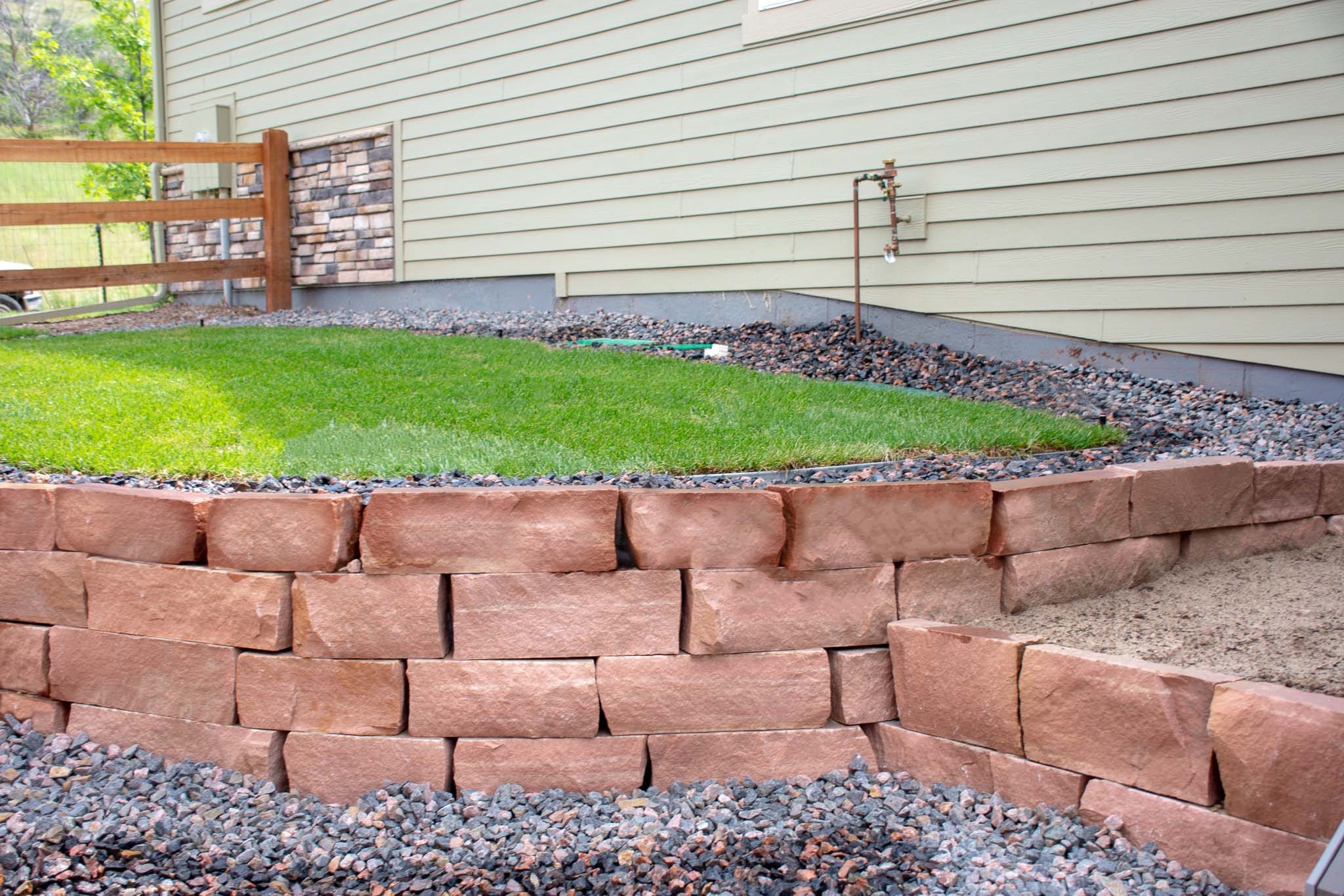 Natural style retaining wall - Lyons, CO 2019