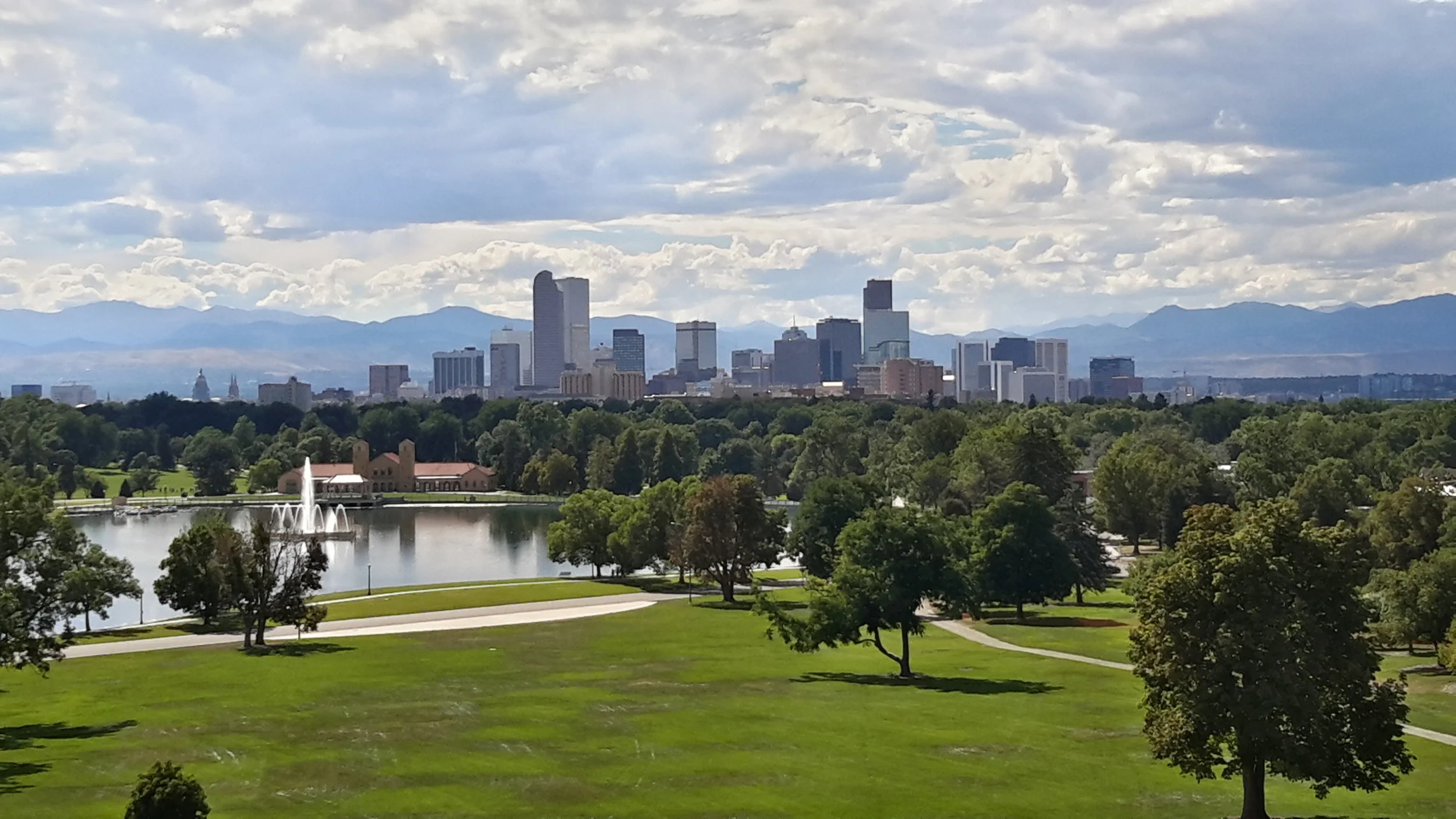 Denver_Colorado_downtown.jpg