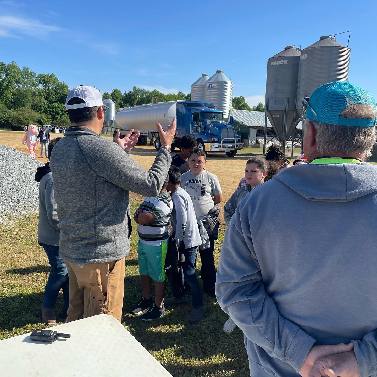 236 students from local elementary schools came out to James Butler Hog Farm and @hubbsfarmnc to learn all about pigs and pork. They met real pig farmers, feed truck driver, farm service person, nutritionist, veterinarian, extension agents, and an en