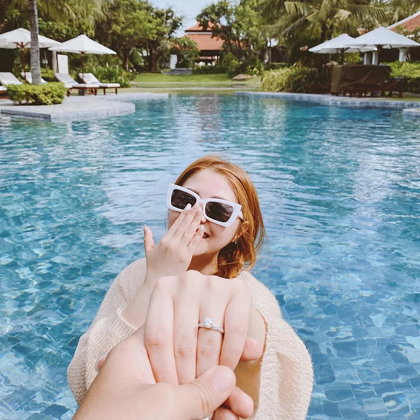 Where happiness blooms...
#theanamresort #theanam #theanammoment #theanamcamranh #camranh #nhatrang #vietnam #happiness #pooltime #luxuryresort #luxurylifestyle #getmarried #love #loveblooms #loveisintheair #loveisblind 

Photo credit: Ng&ocirc; Đức 