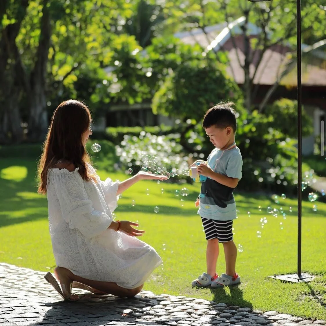 There&rsquo;s only one Mother&rsquo;s Day a year but Mother&rsquo;s love is all around everyday. 
Happy Mother&rsquo;s Day to all the super moms out there!

Photo credit: @anhrainbow