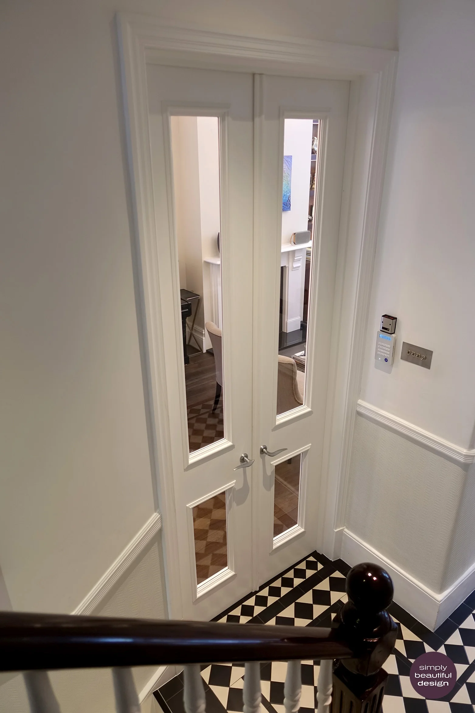 Oppening Door to LR.JPG