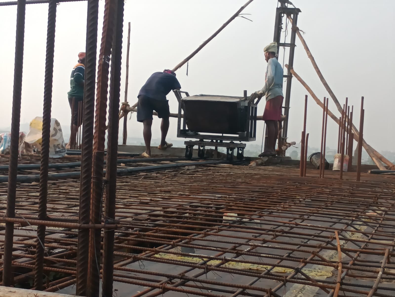 Top floor concrete pour from 4/01/26.