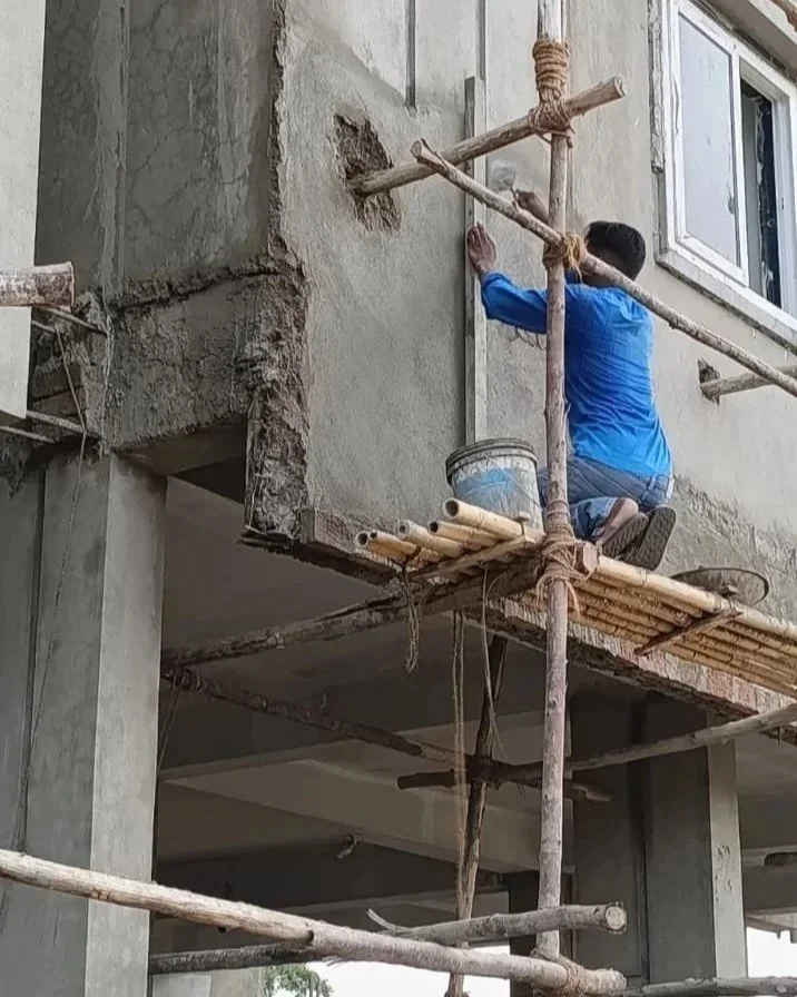 Applying Stucco