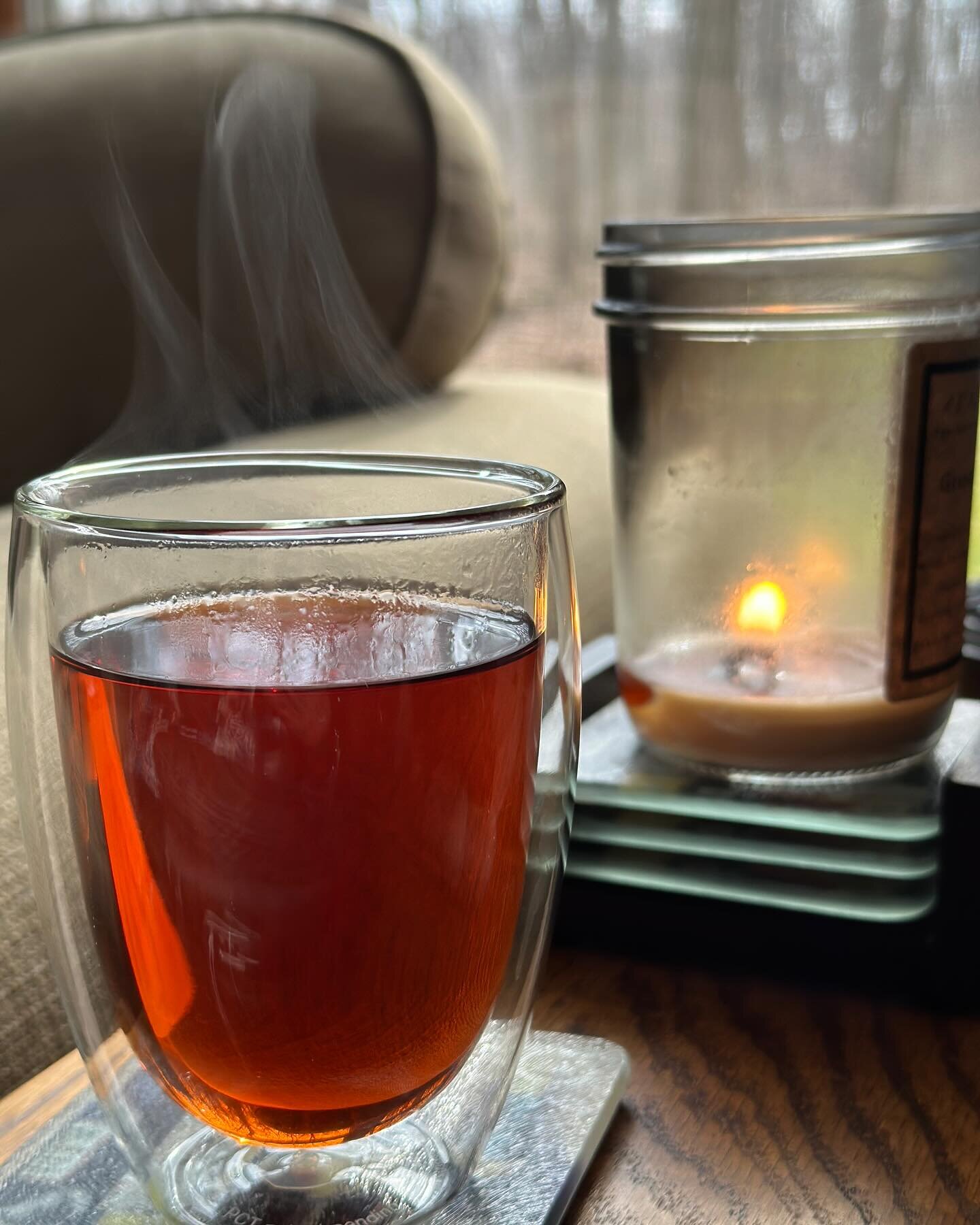 Lemon Souffl&eacute; Roiboos tea 🫖 
&amp; Grandpa&rsquo;s Trees candle 🌲🕯️
Have you lit a candle lately?
🙏🏻 &ldquo;Lord, light the flame within my heart to bring purpose to my lifeless spirit. Mold me and shape me with the warmth of your love. A