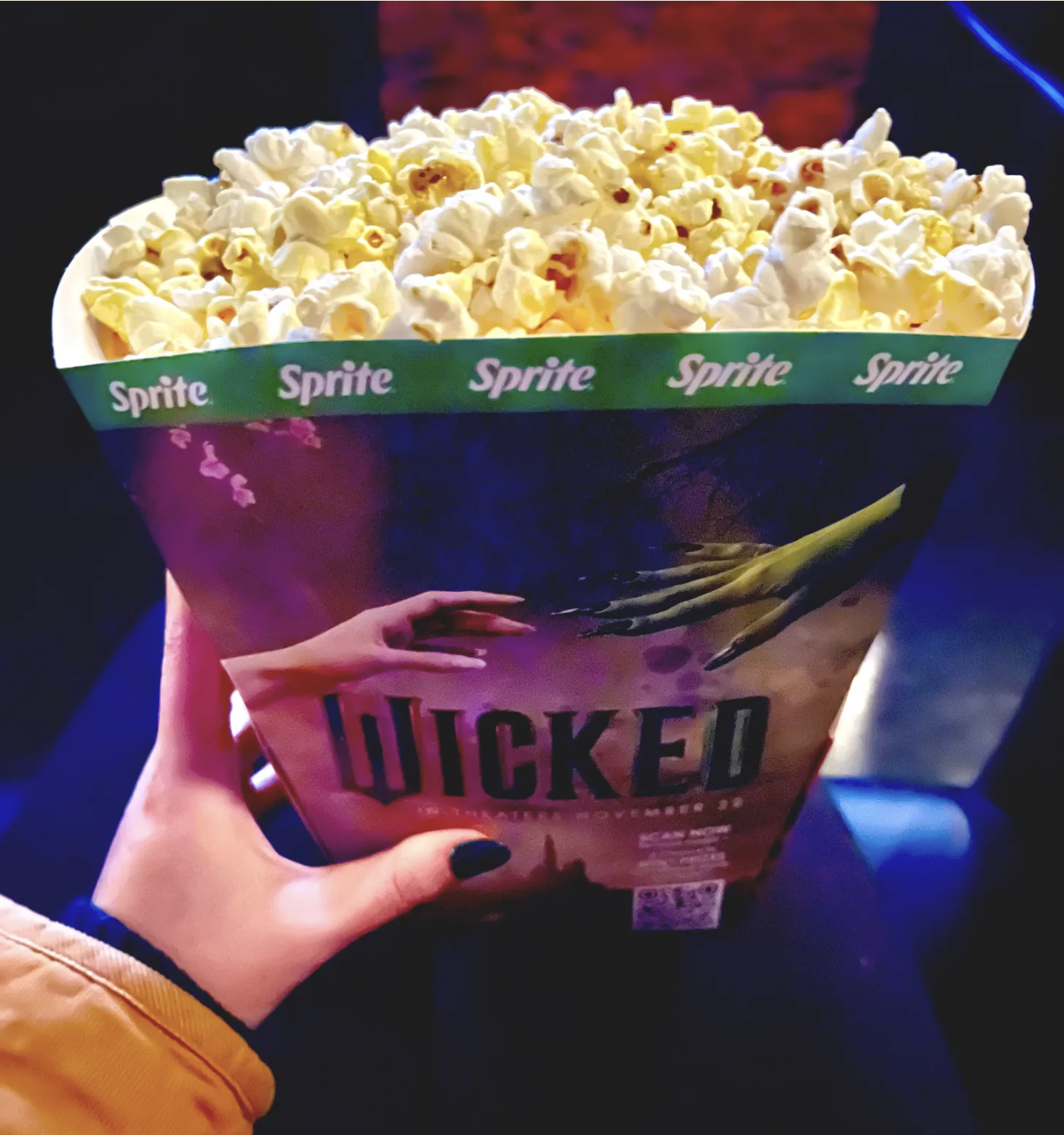 Thanksgiving Festivating: Rejoicify with Gratitution! 🩷 💚