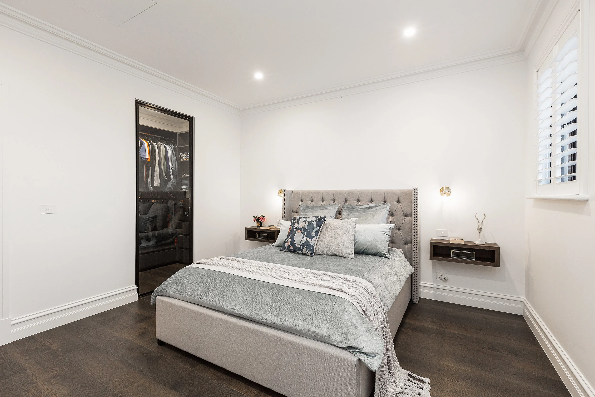 15a Groves St-15.jpg