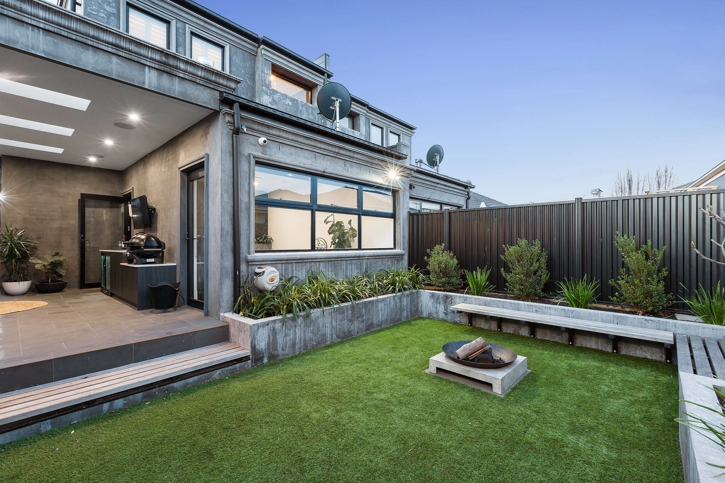 15a Groves St-26.jpg