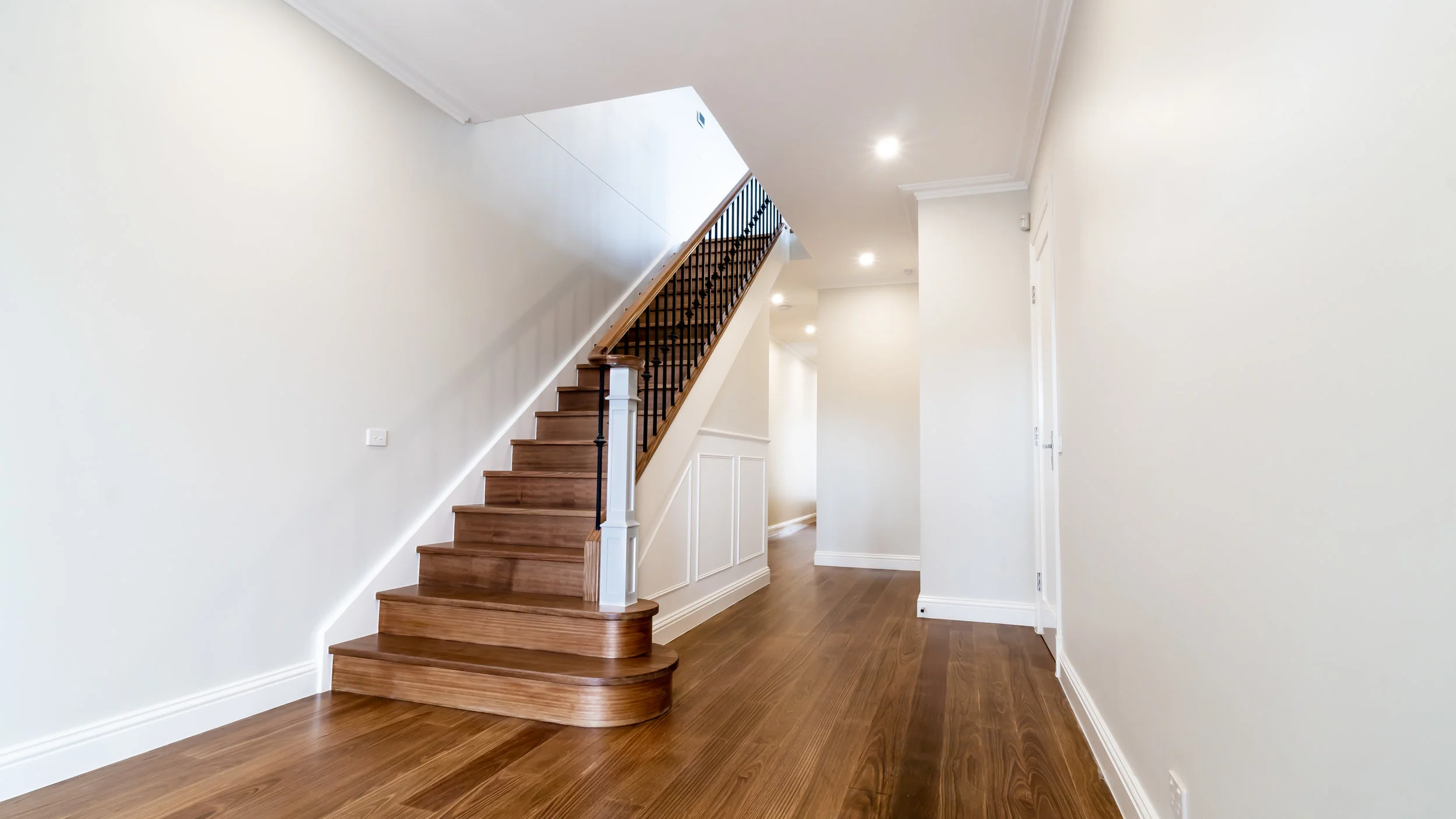 Staircase.jpg