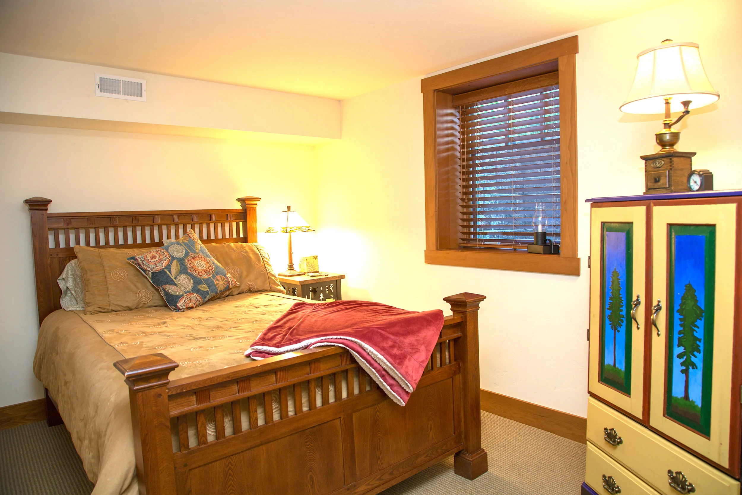 Bedroom3.jpg