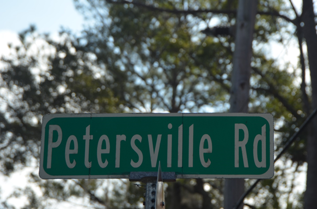 Petersville Sign.png